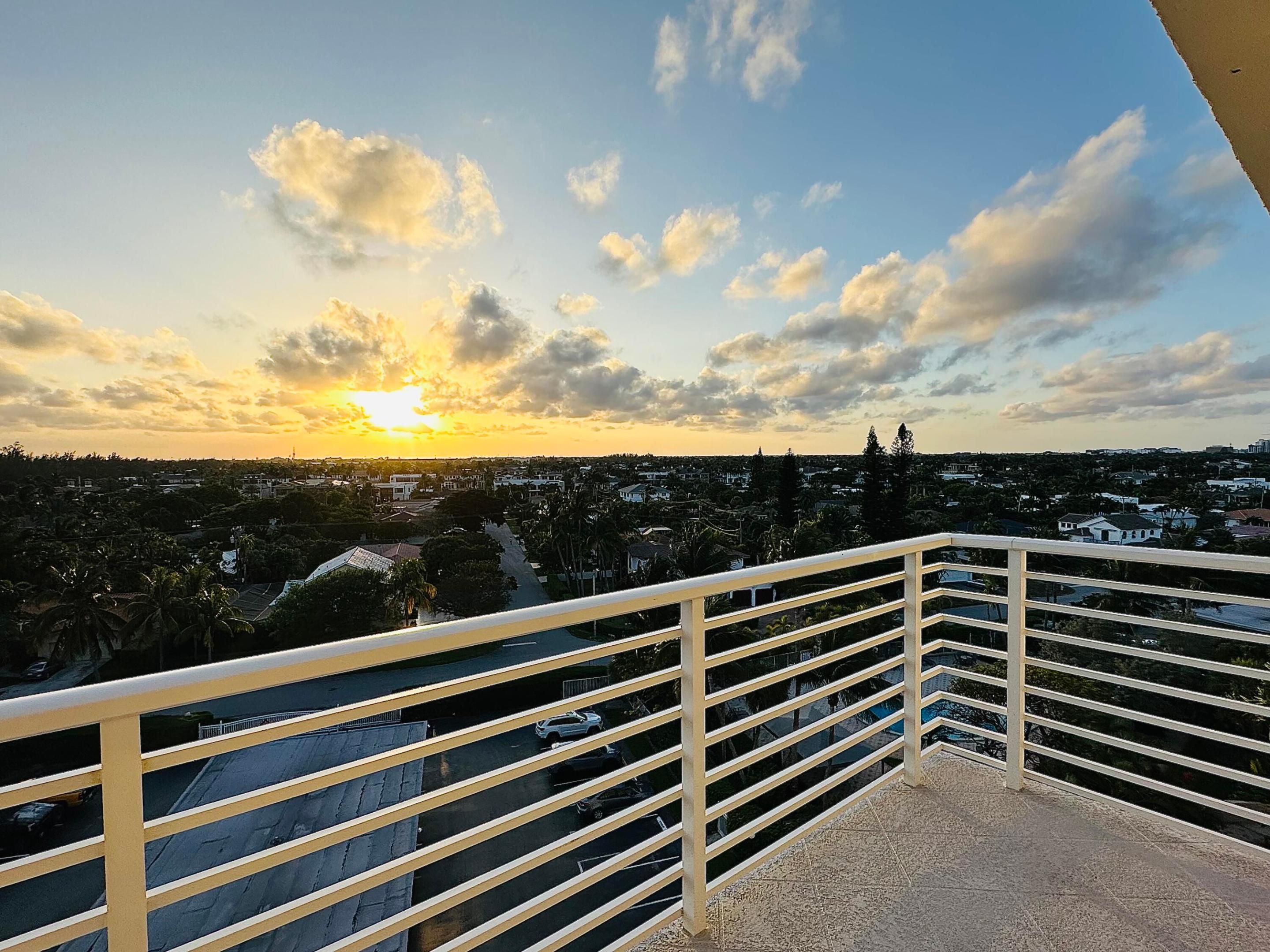 2851 S Ocean Boulevard 7s Property Photo 5