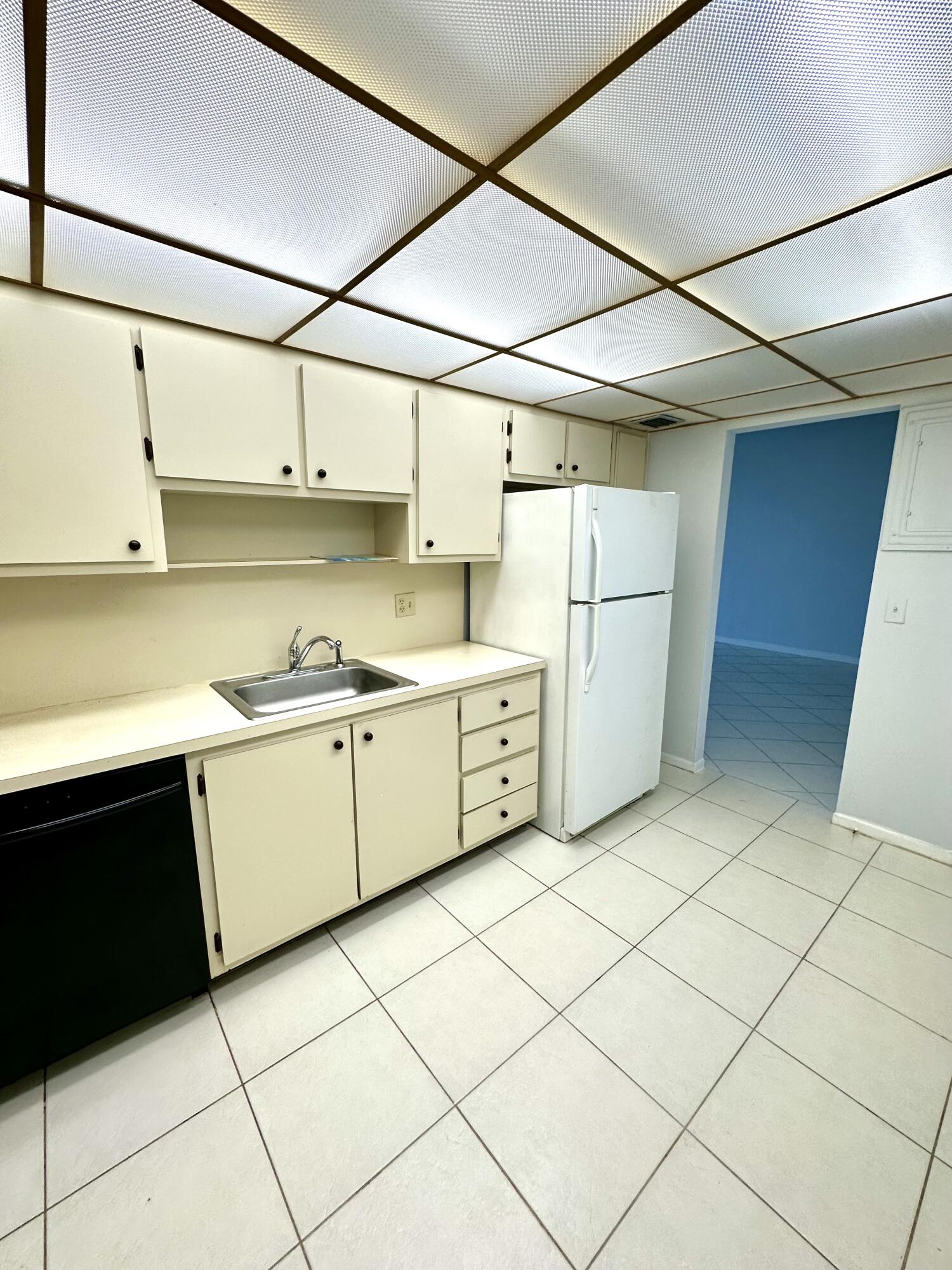 2851 S Ocean Boulevard 7s Property Photo 10