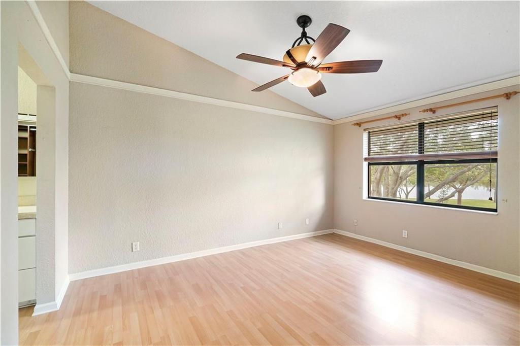 912 Congressional Way Property Photo 7