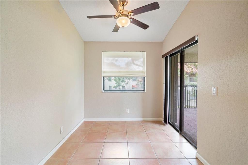 912 Congressional Way Property Photo 13