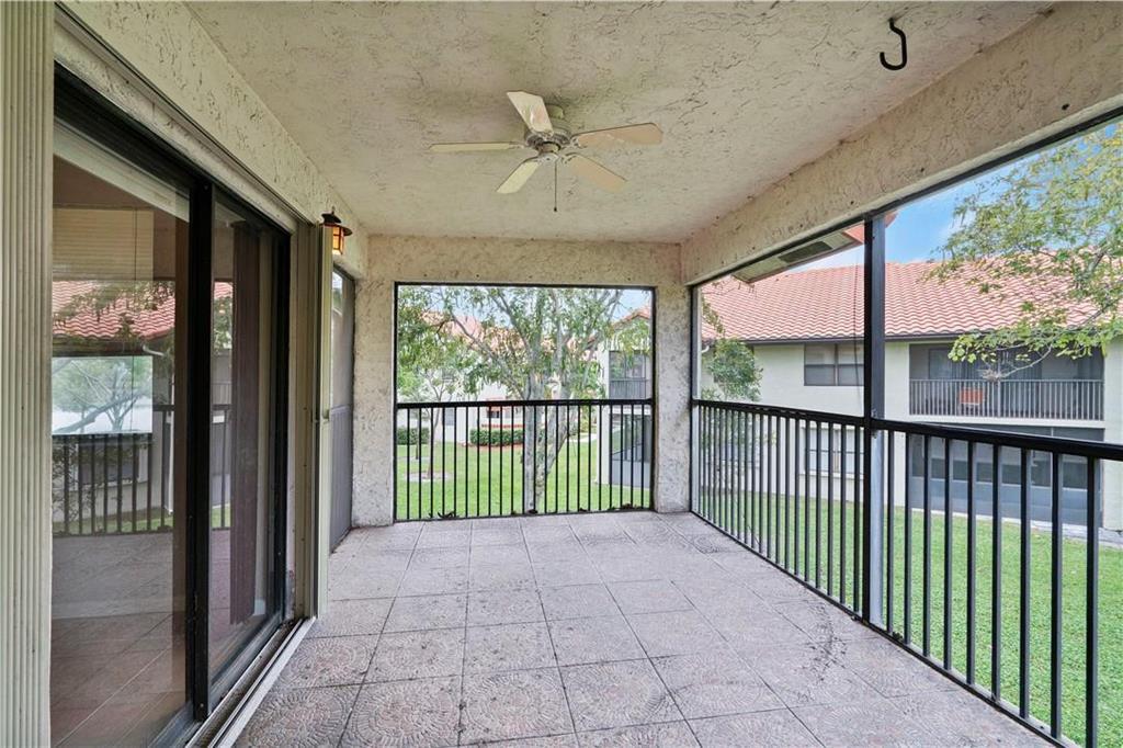 912 Congressional Way Property Photo 15