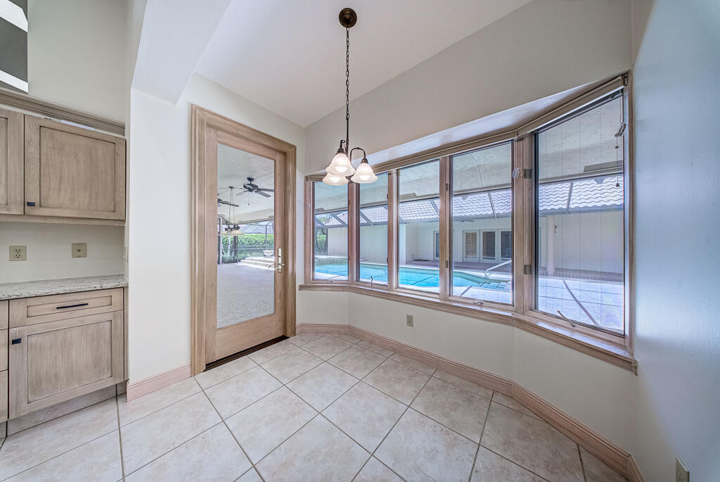13406 Doubletree Circle Property Photo 21