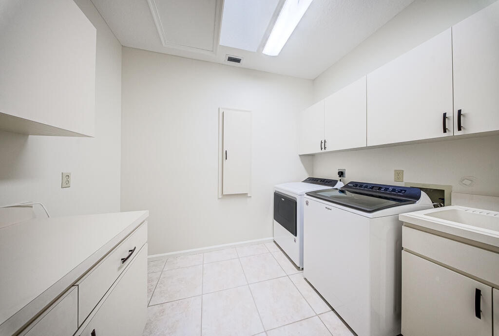13406 Doubletree Circle Property Photo 26