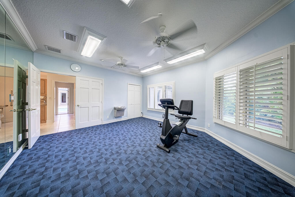 13406 Doubletree Circle Property Photo 28