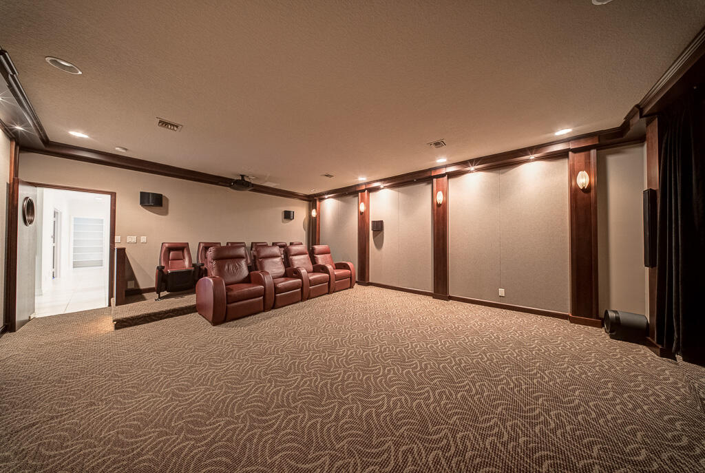 13406 Doubletree Circle Property Photo 31