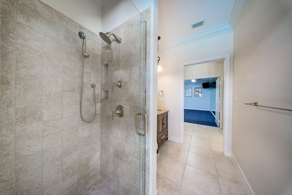 13406 Doubletree Circle Property Photo 42