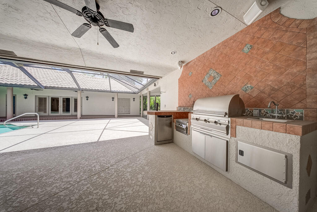 13406 Doubletree Circle Property Photo 48