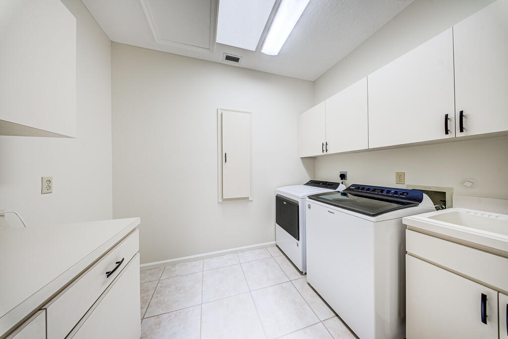 13406 Doubletree Circle Property Photo 57
