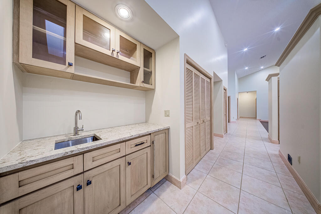 13406 Doubletree Circle Property Photo 58