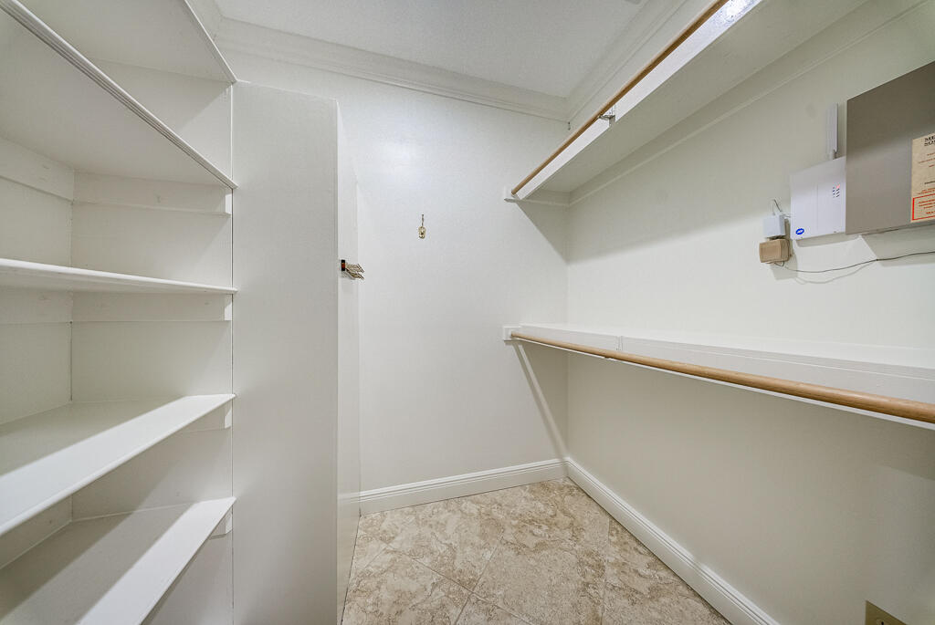 13406 Doubletree Circle Property Photo 63