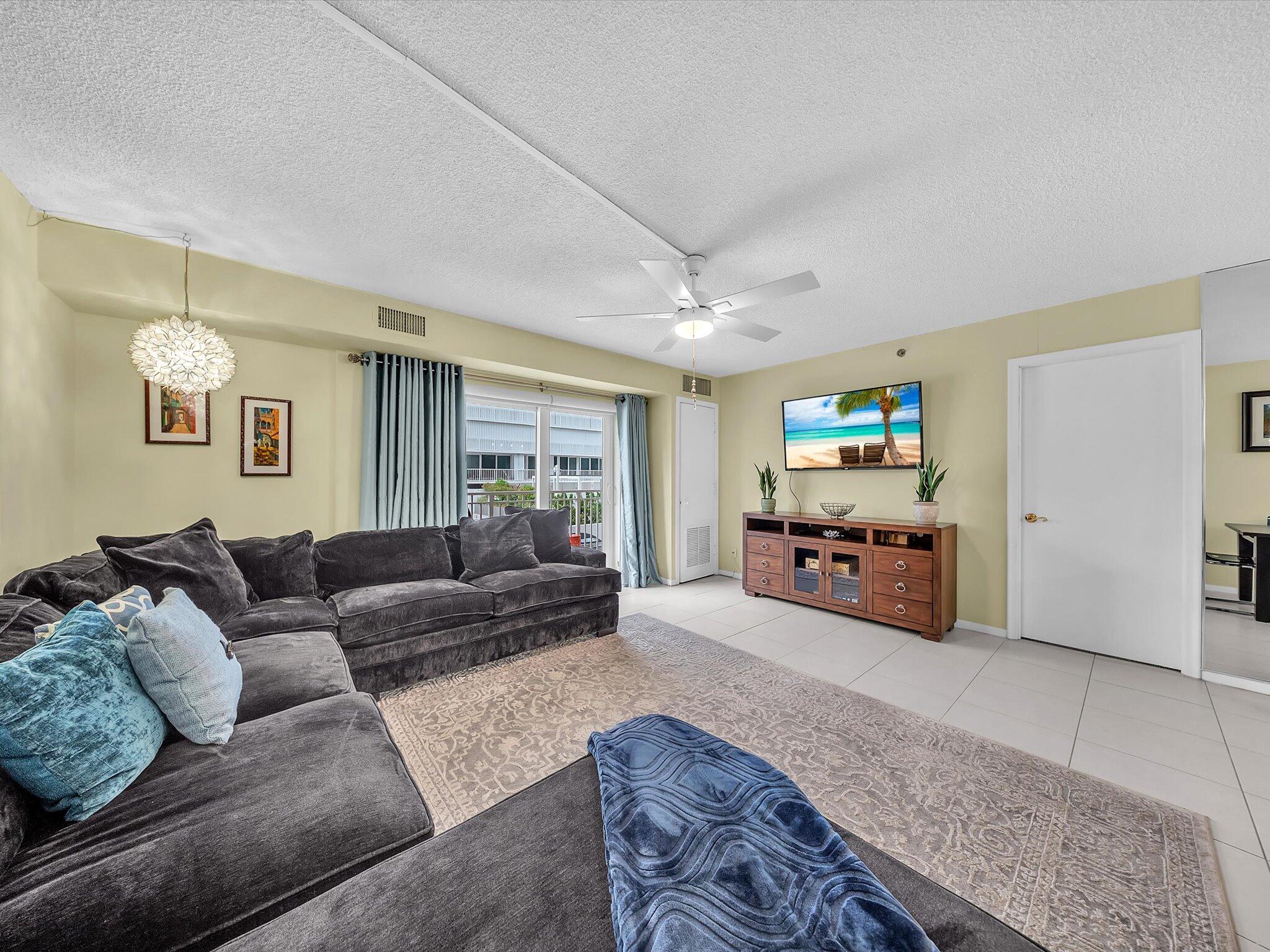 3215 S Ocean Boulevard 104 Property Photo 13