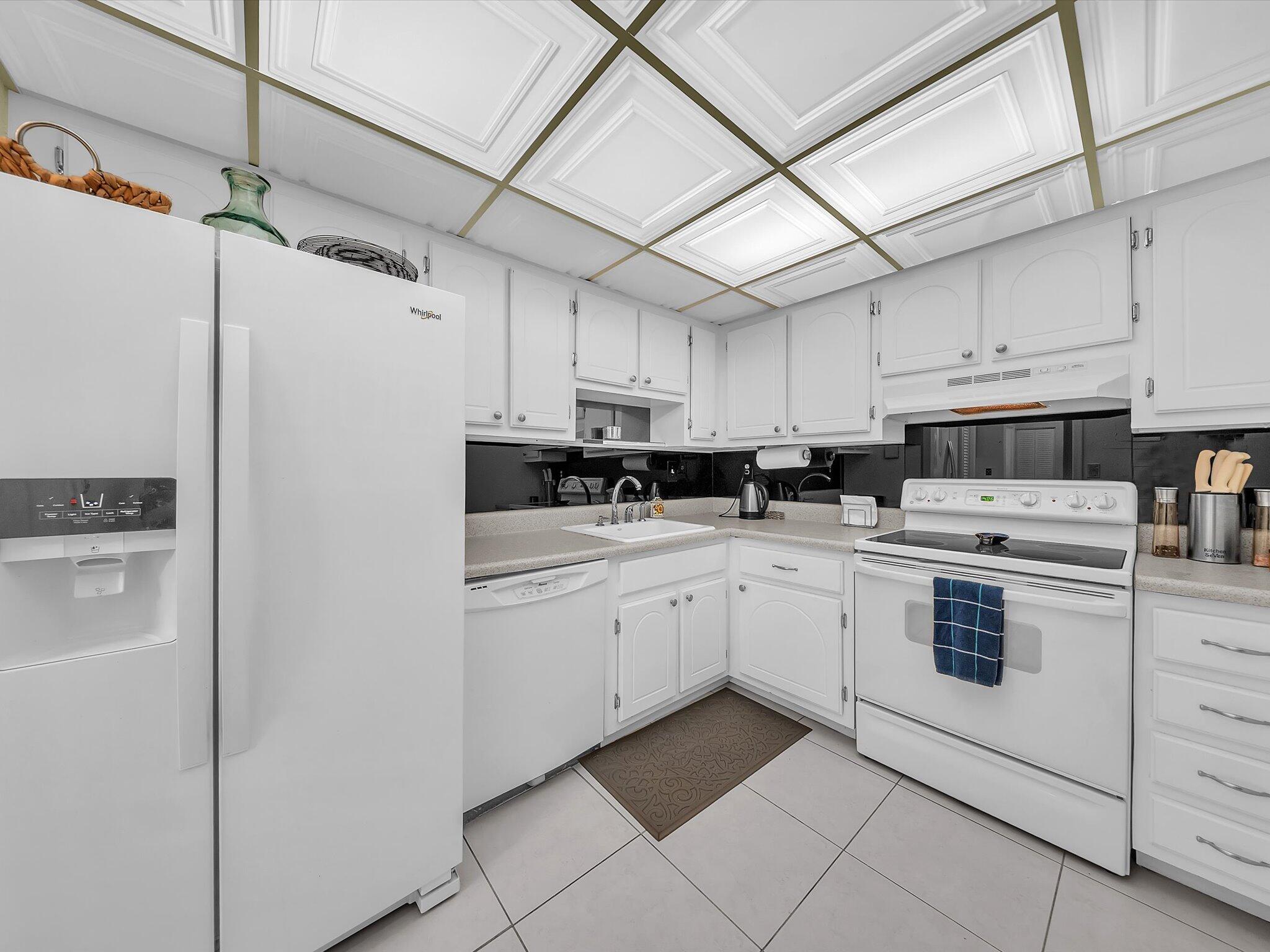 3215 S Ocean Boulevard 104 Property Photo 15