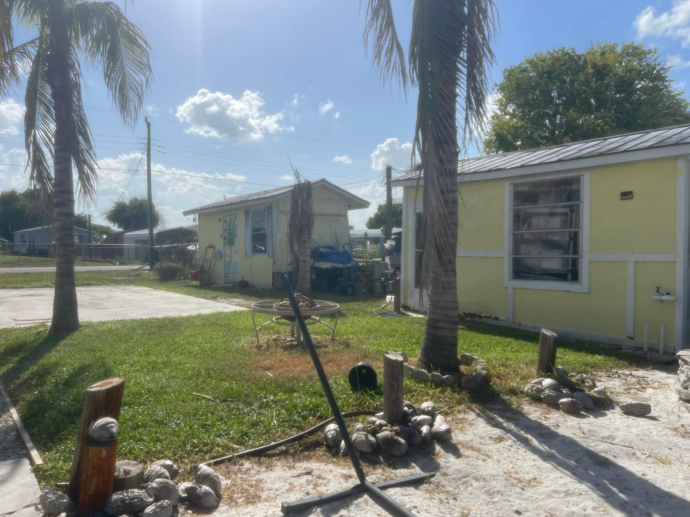 1099 7th Street Property Photo 2