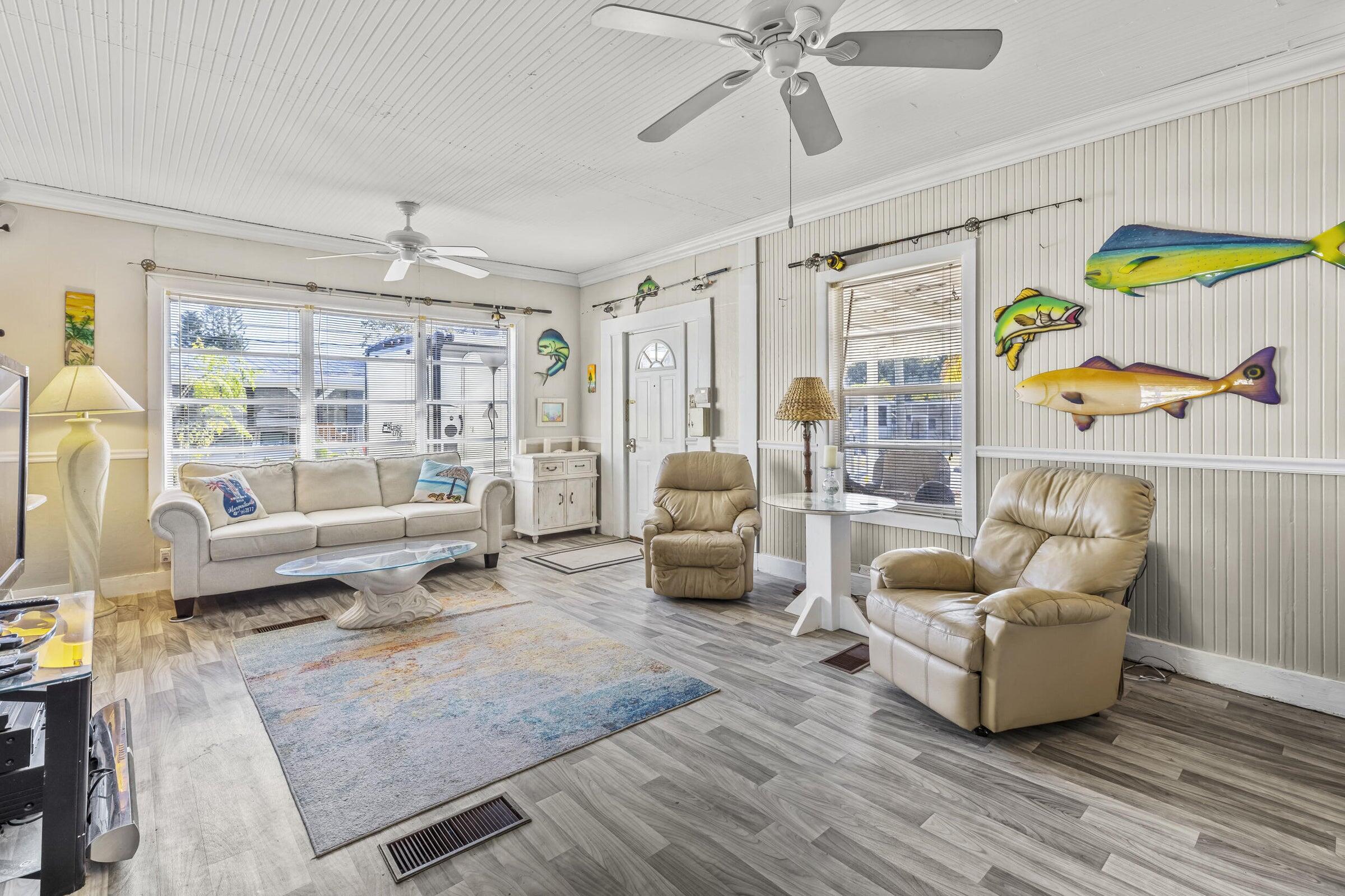 1099 7th Street Property Photo 13