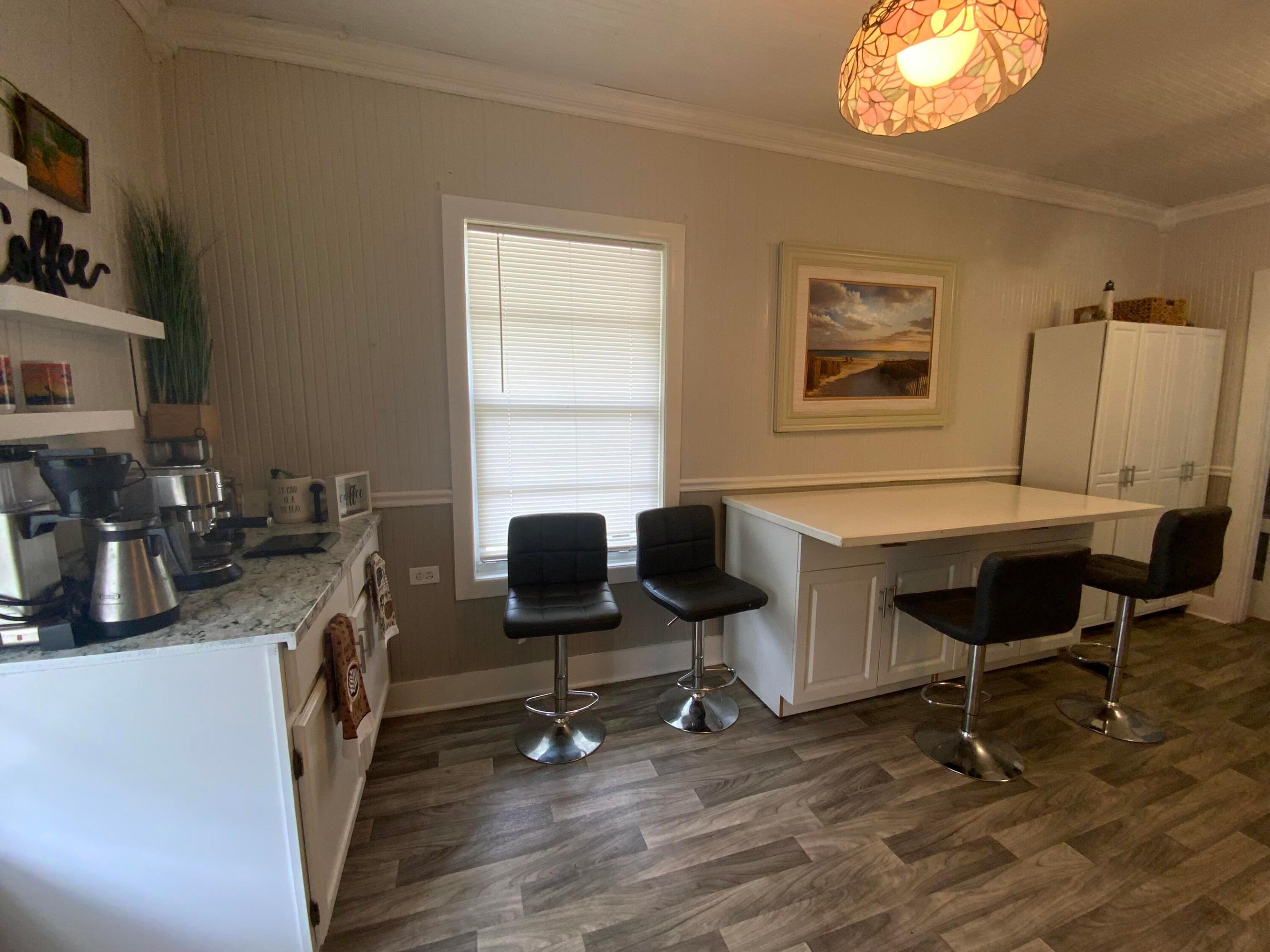 1099 7th Street Property Photo 16