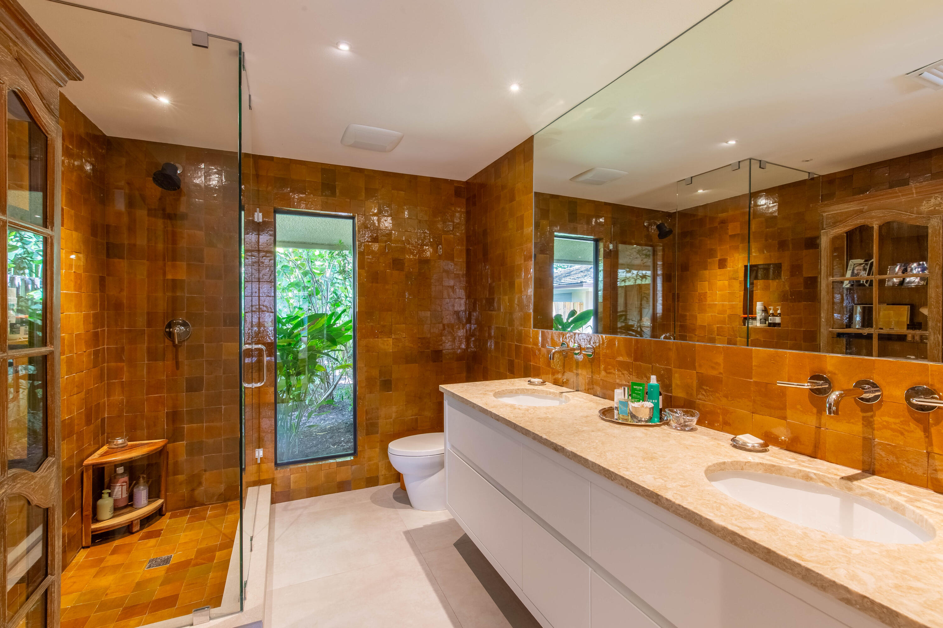 11669 Wimbledon Circle Property Photo 12