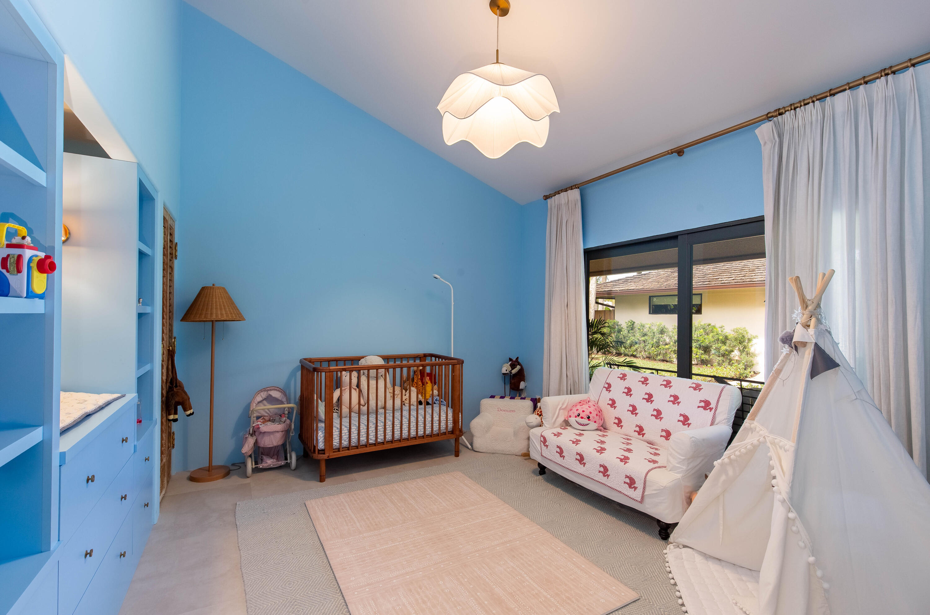 11669 Wimbledon Circle Property Photo 16