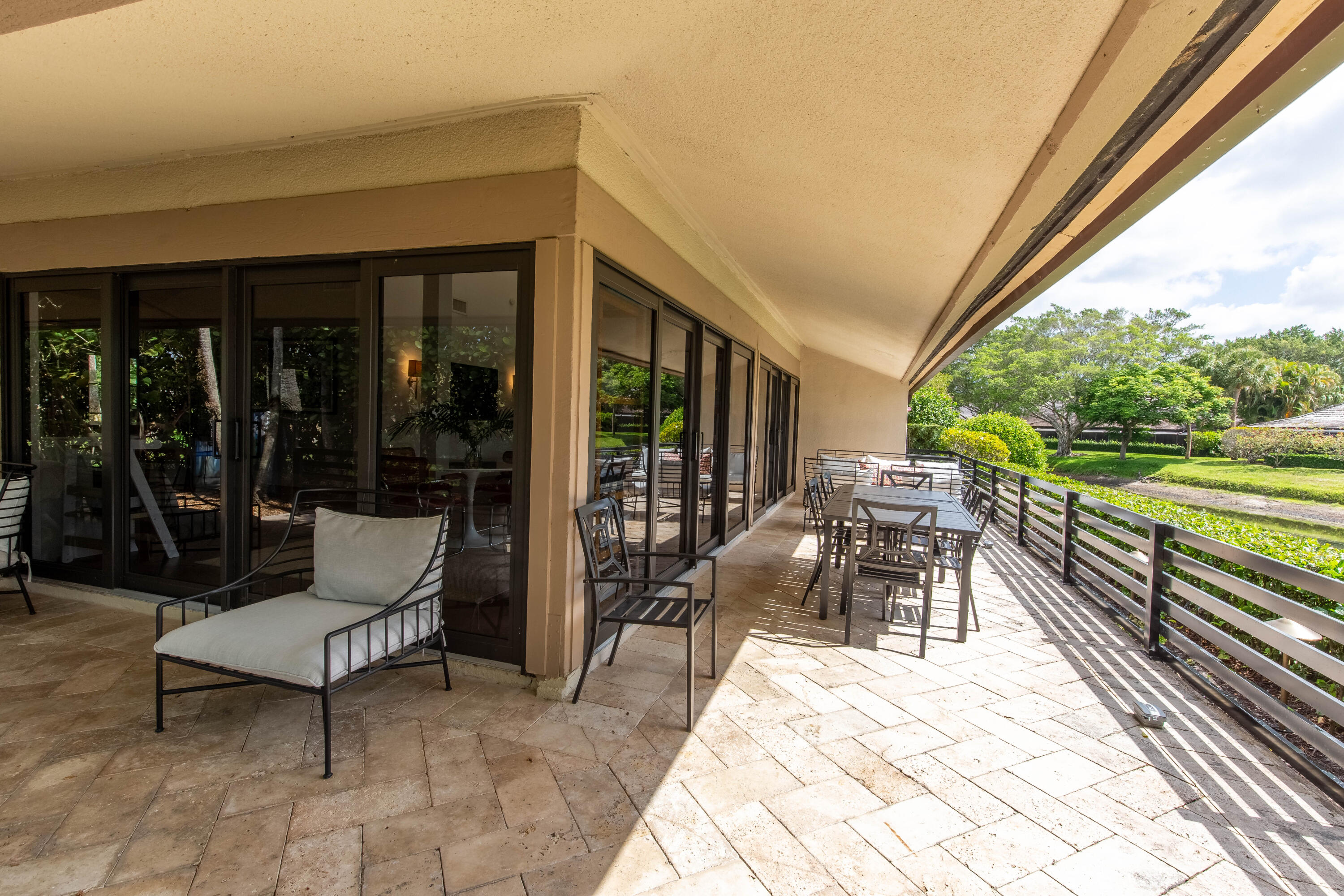 11669 Wimbledon Circle Property Photo 25