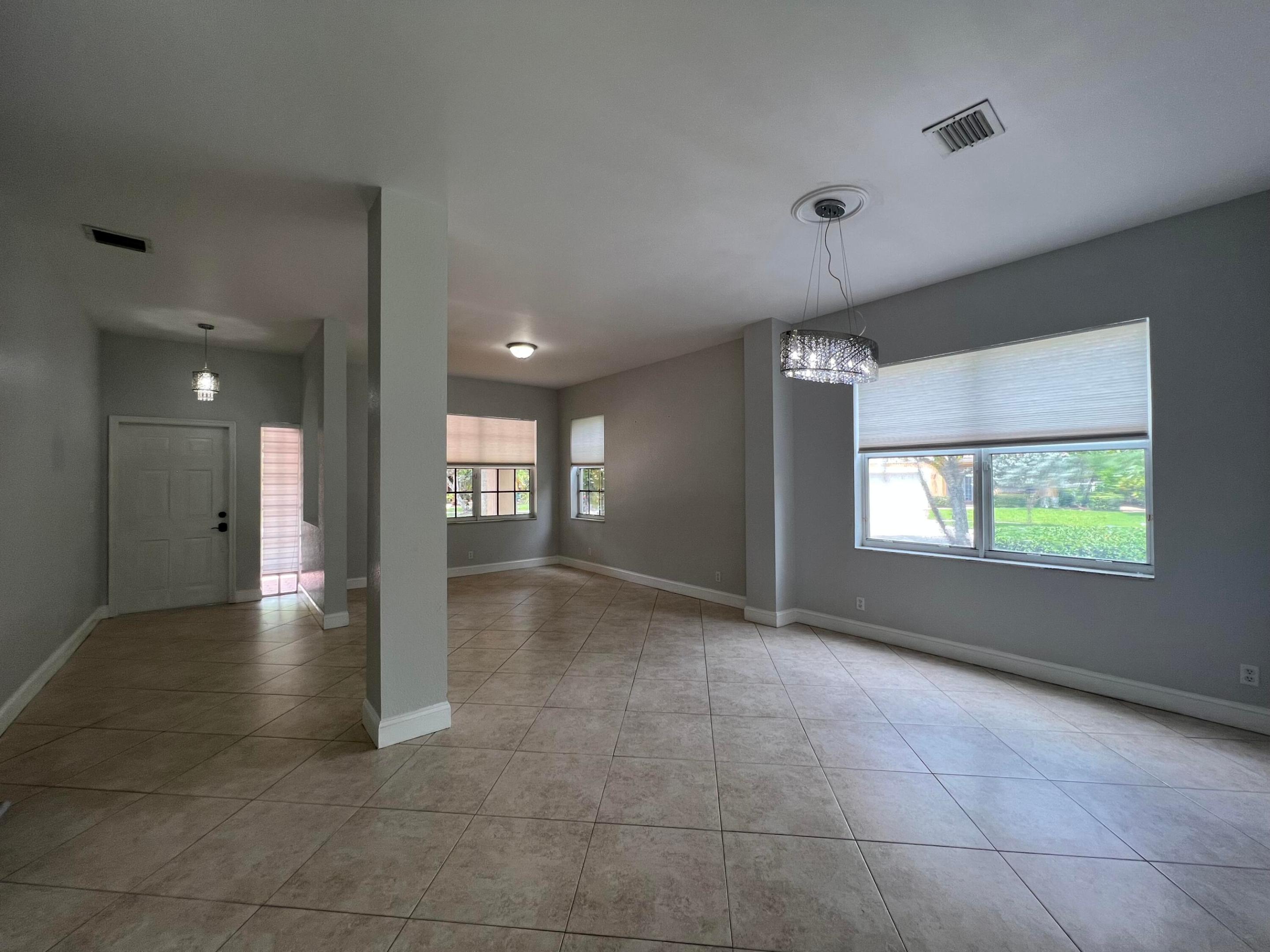 16447 Sw 1st Court Property Photo 3