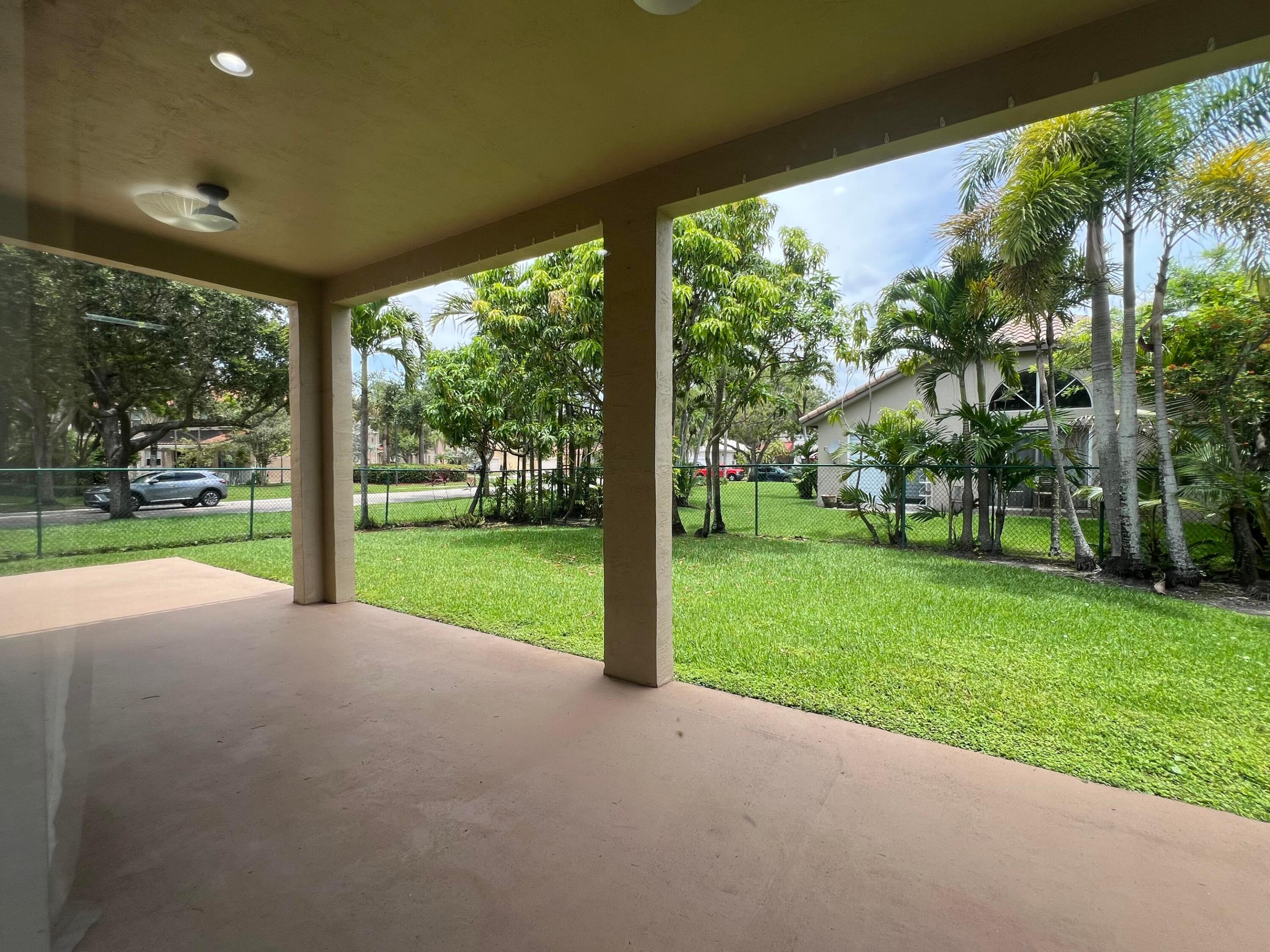 16447 Sw 1st Court Property Photo 34