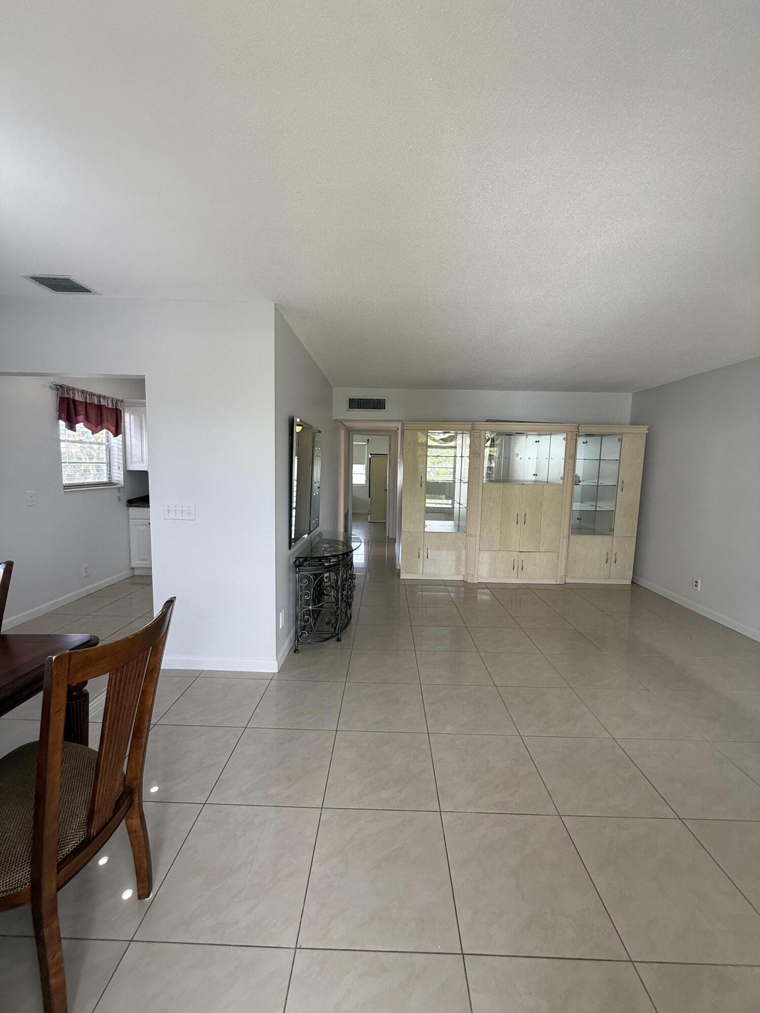 184 Easthampton H Property Photo 1