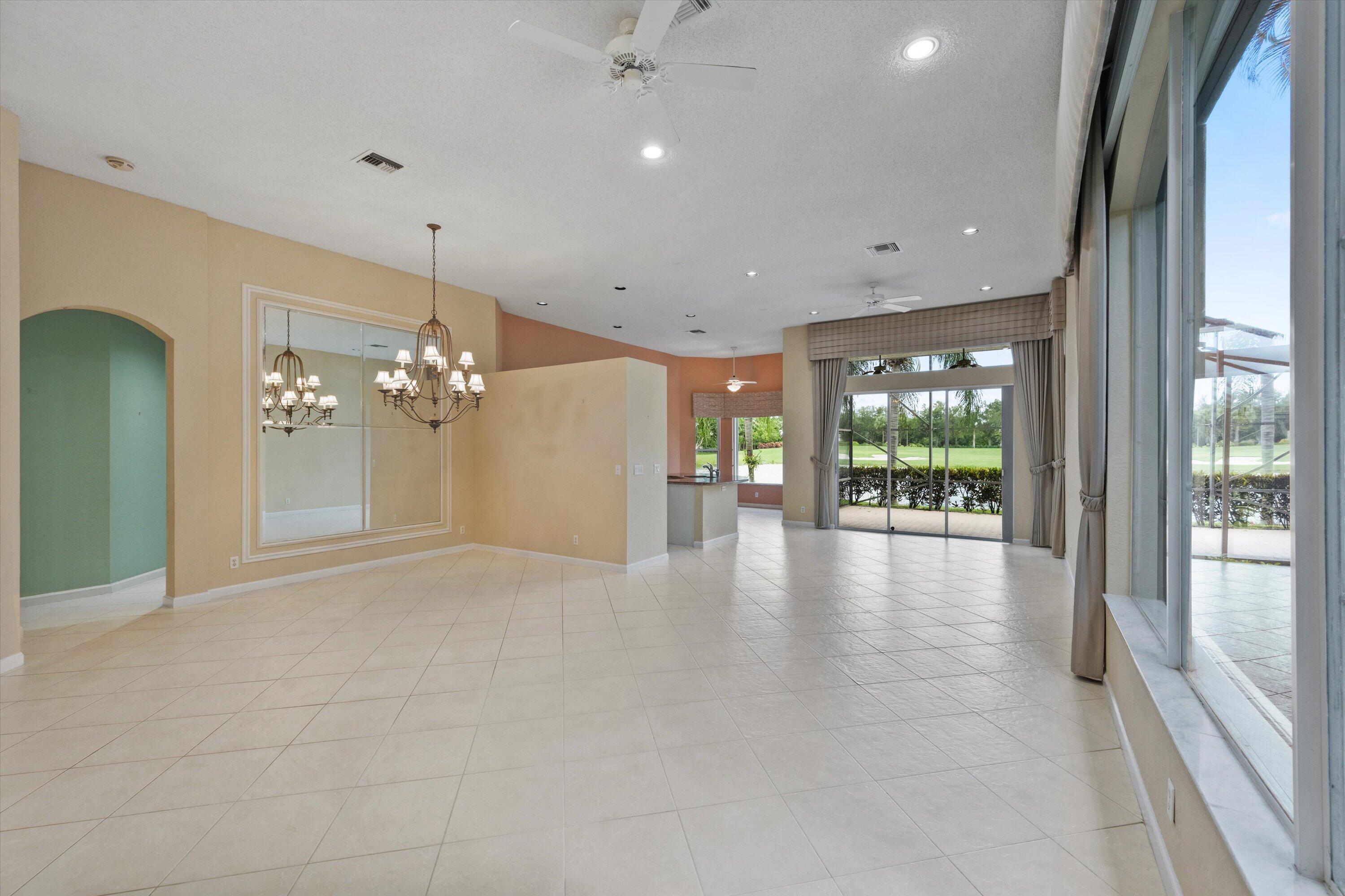 10911 Royal Devon Way Property Photo 7