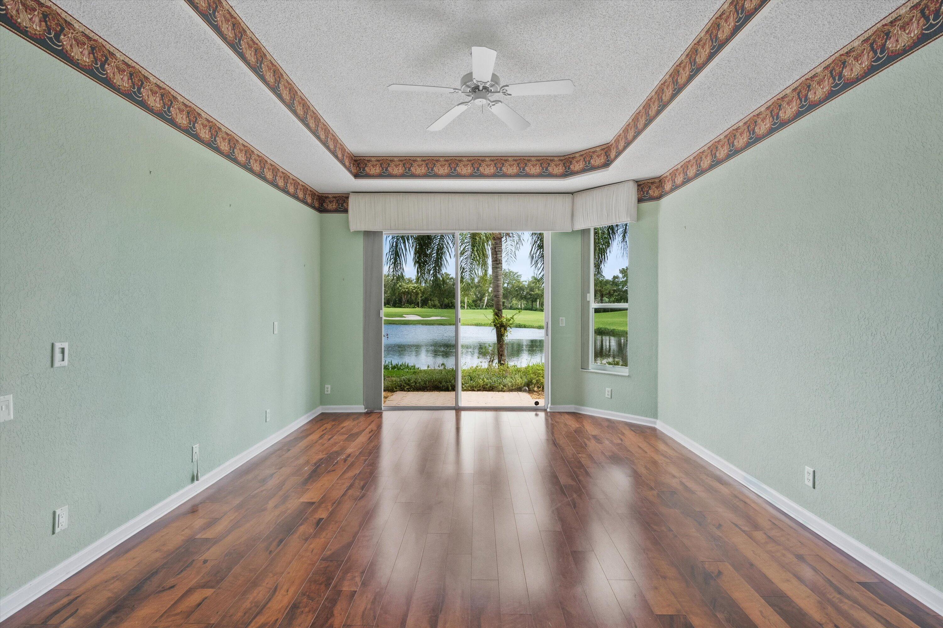 10911 Royal Devon Way Property Photo 19