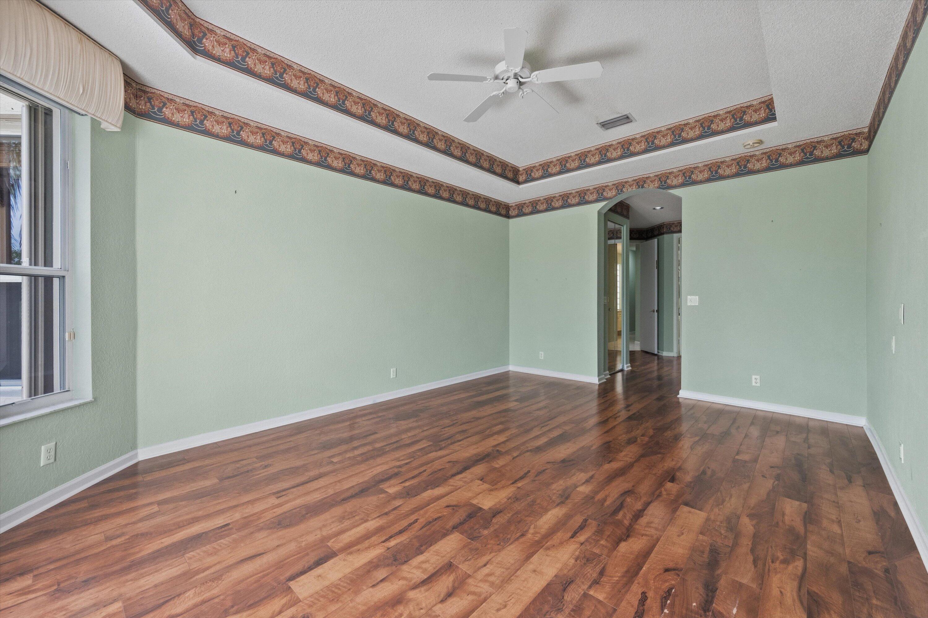 10911 Royal Devon Way Property Photo 21