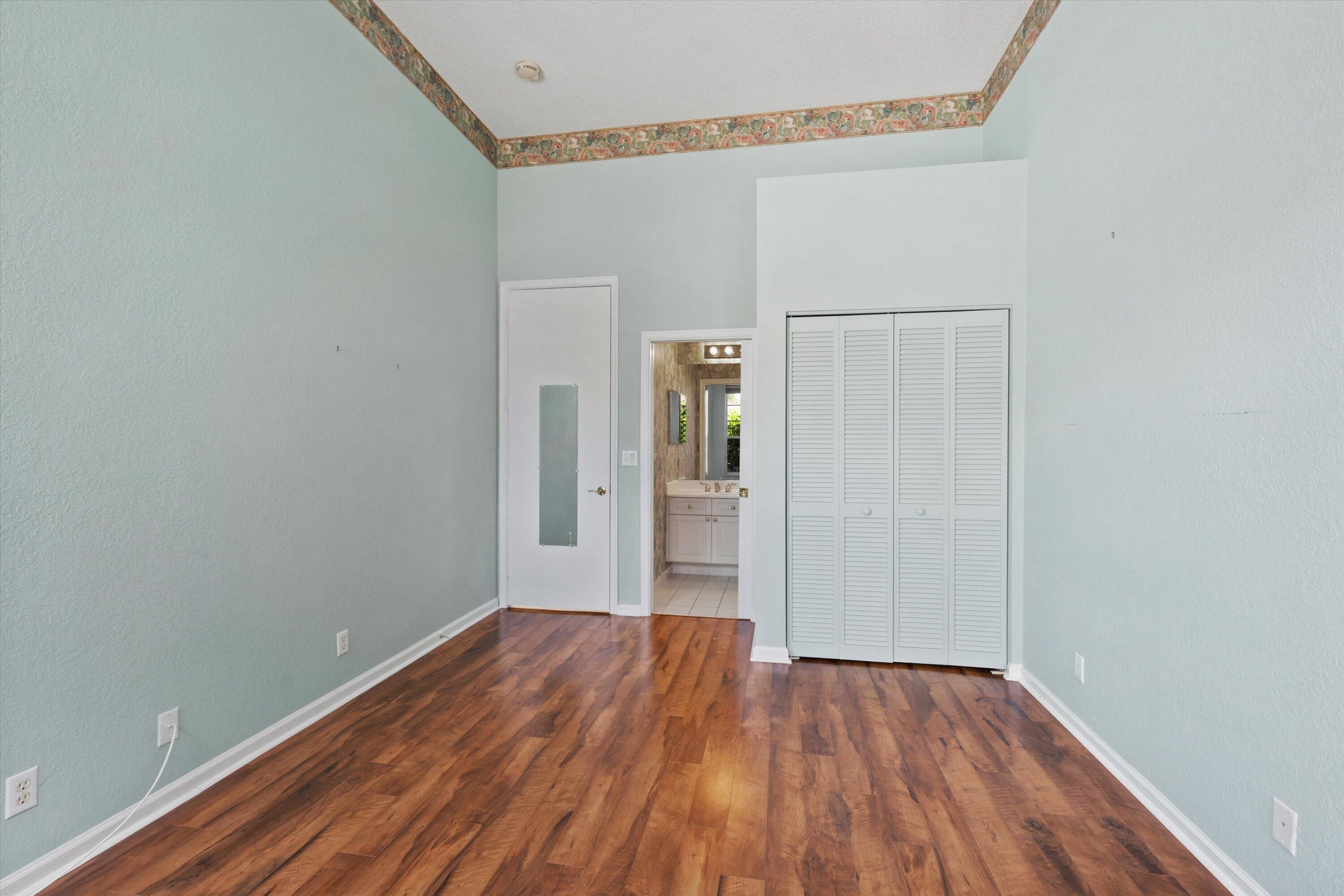 10911 Royal Devon Way Property Photo 25