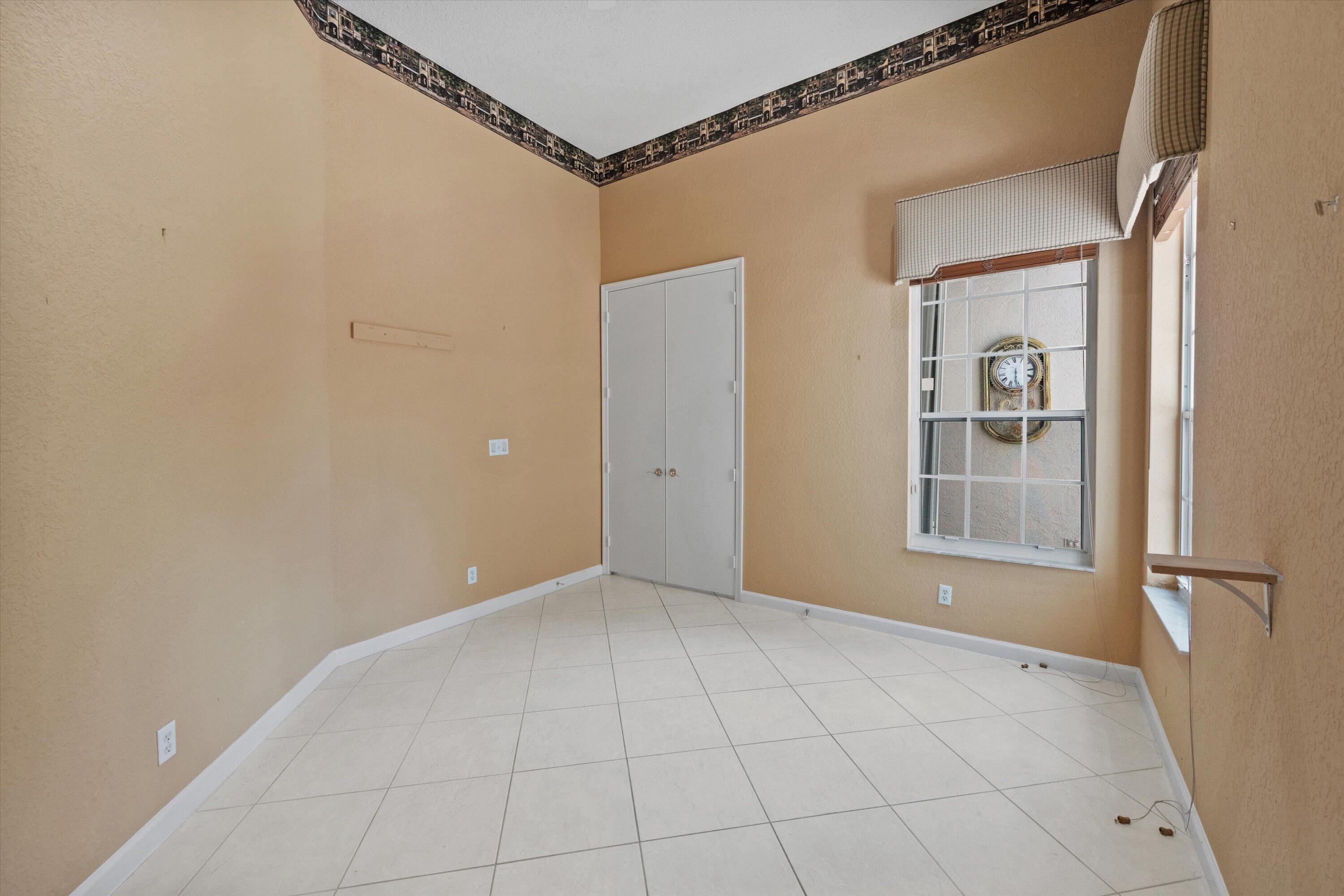 10911 Royal Devon Way Property Photo 29
