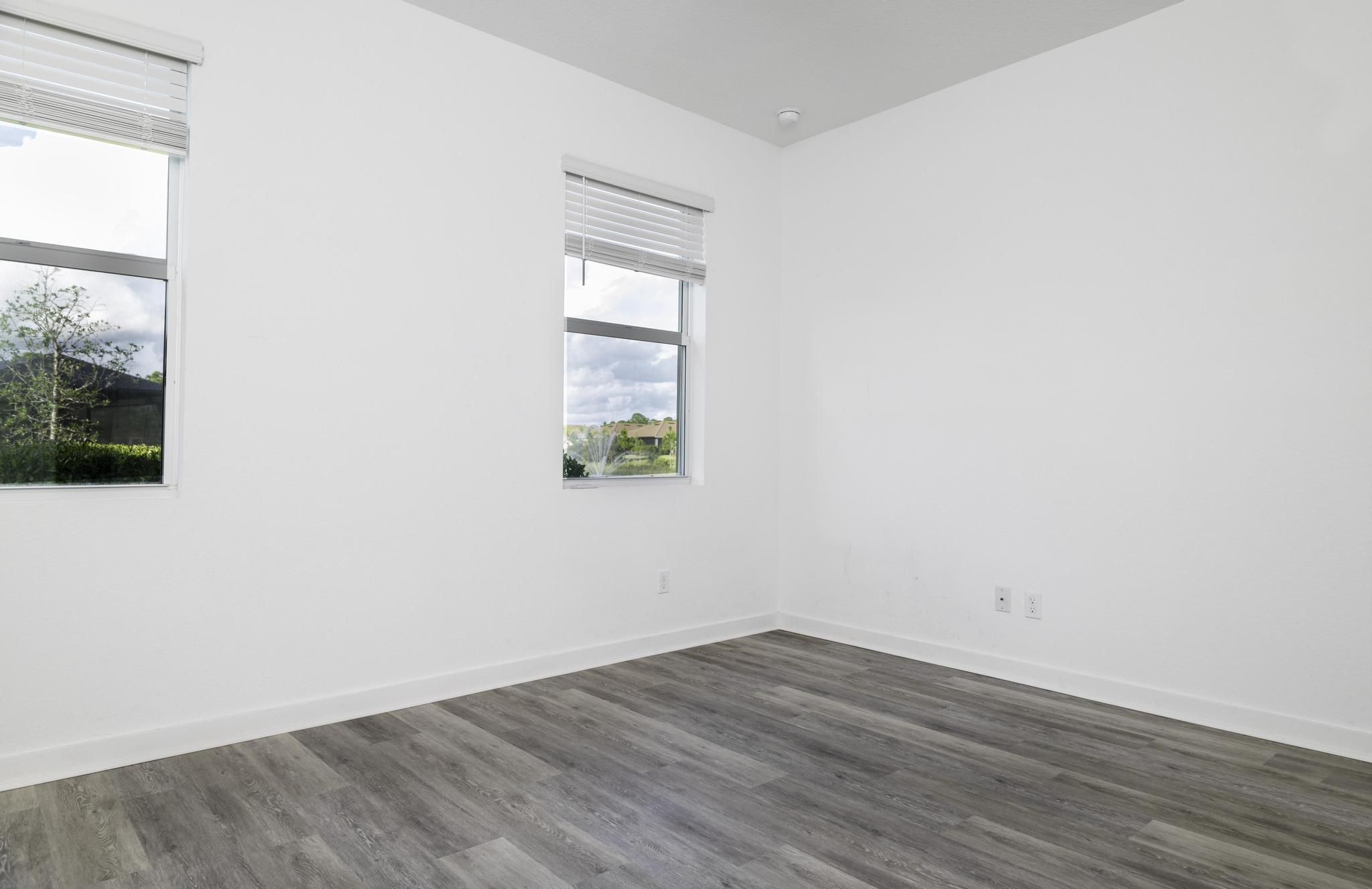4530 Nw Exchange Avenue Property Photo 13