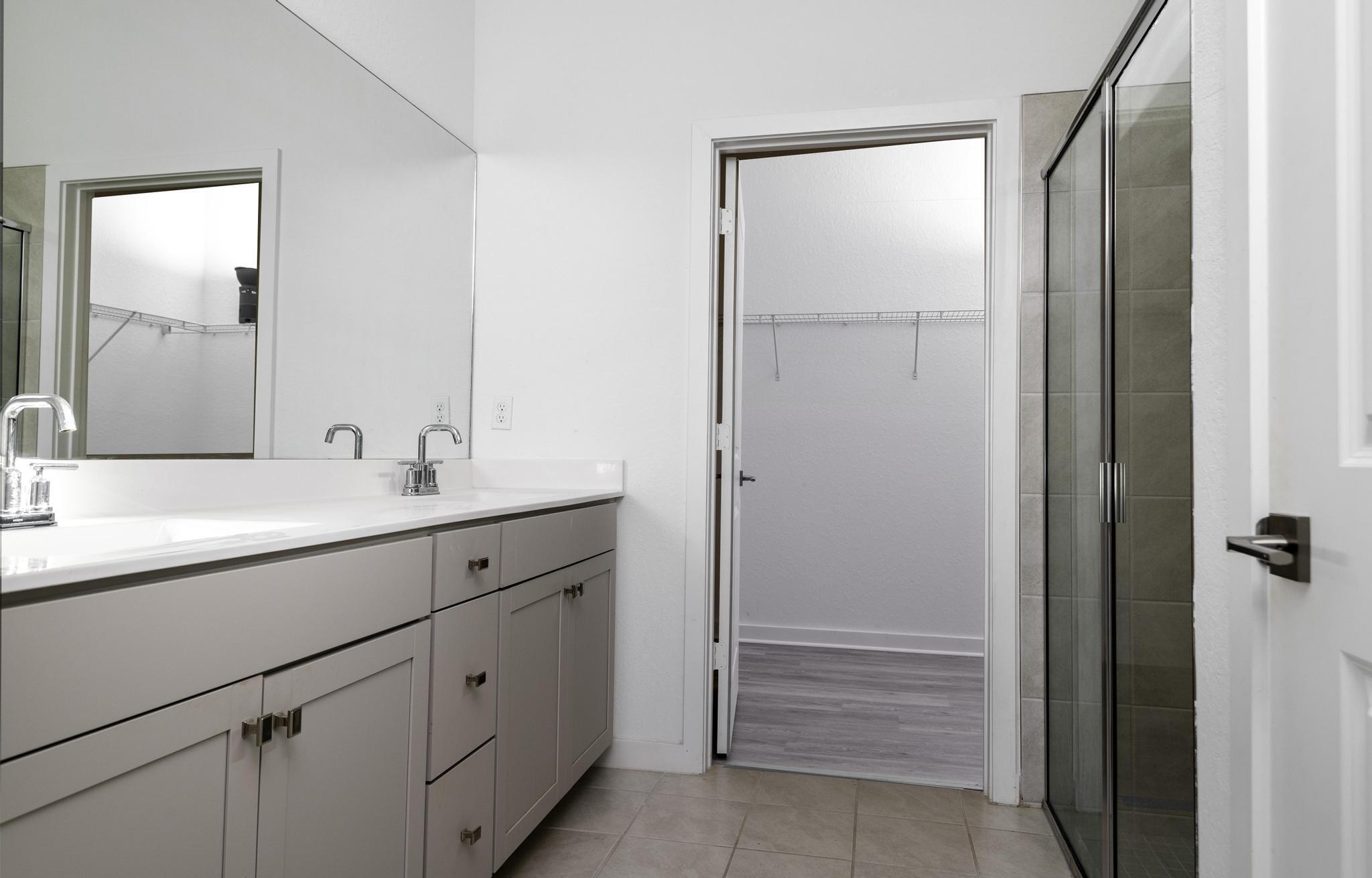 4530 Nw Exchange Avenue Property Photo 14