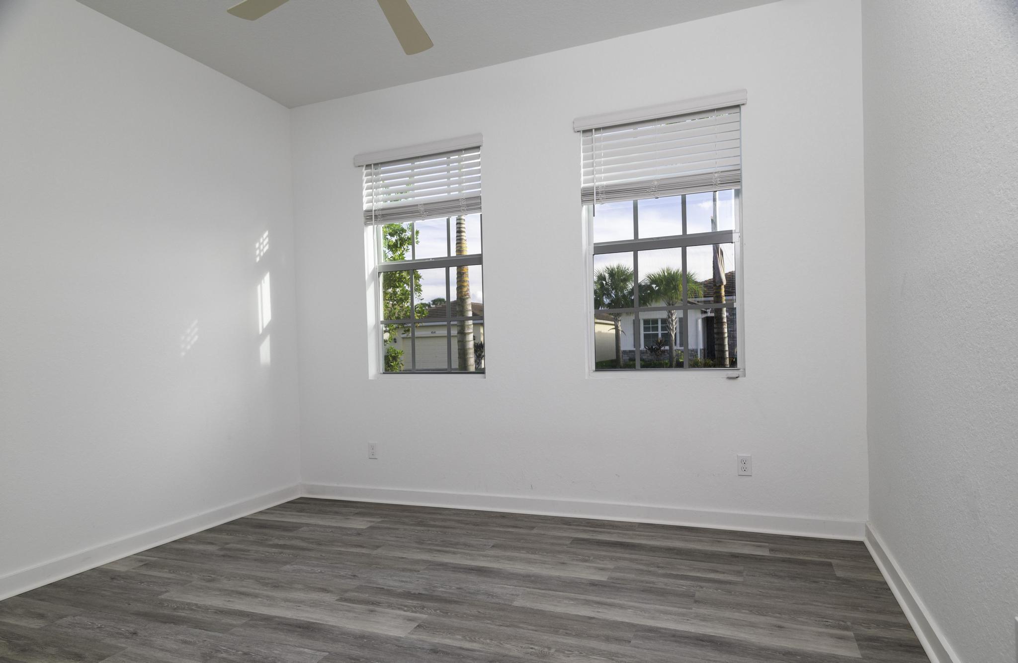 4530 Nw Exchange Avenue Property Photo 15