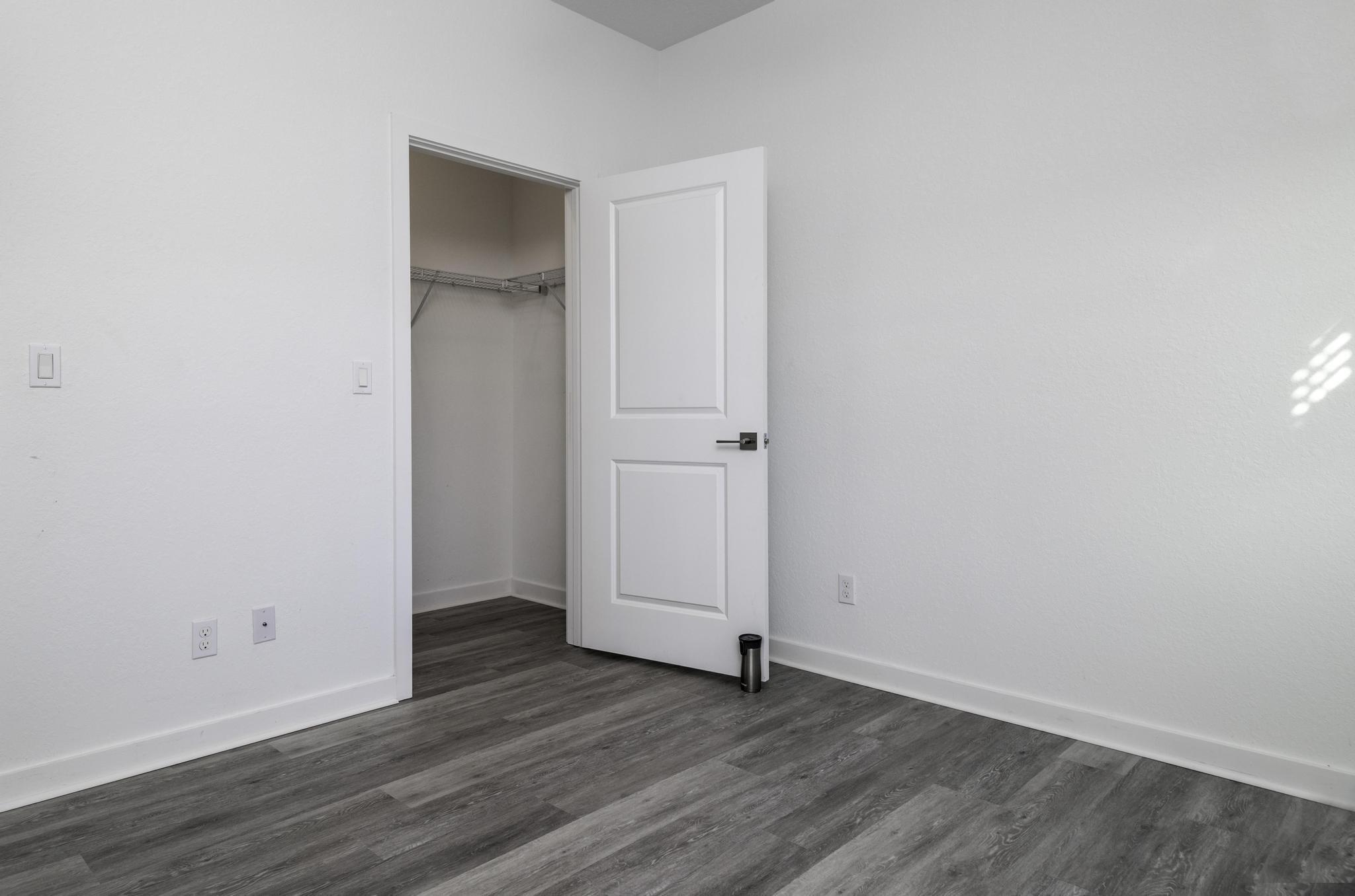 4530 Nw Exchange Avenue Property Photo 16