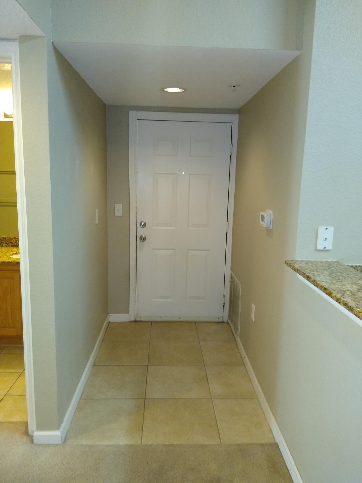 281 Sw Palm Drive 201 Property Photo 6