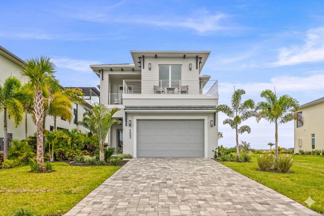 4842 S Harbor Drive Property Photo 1