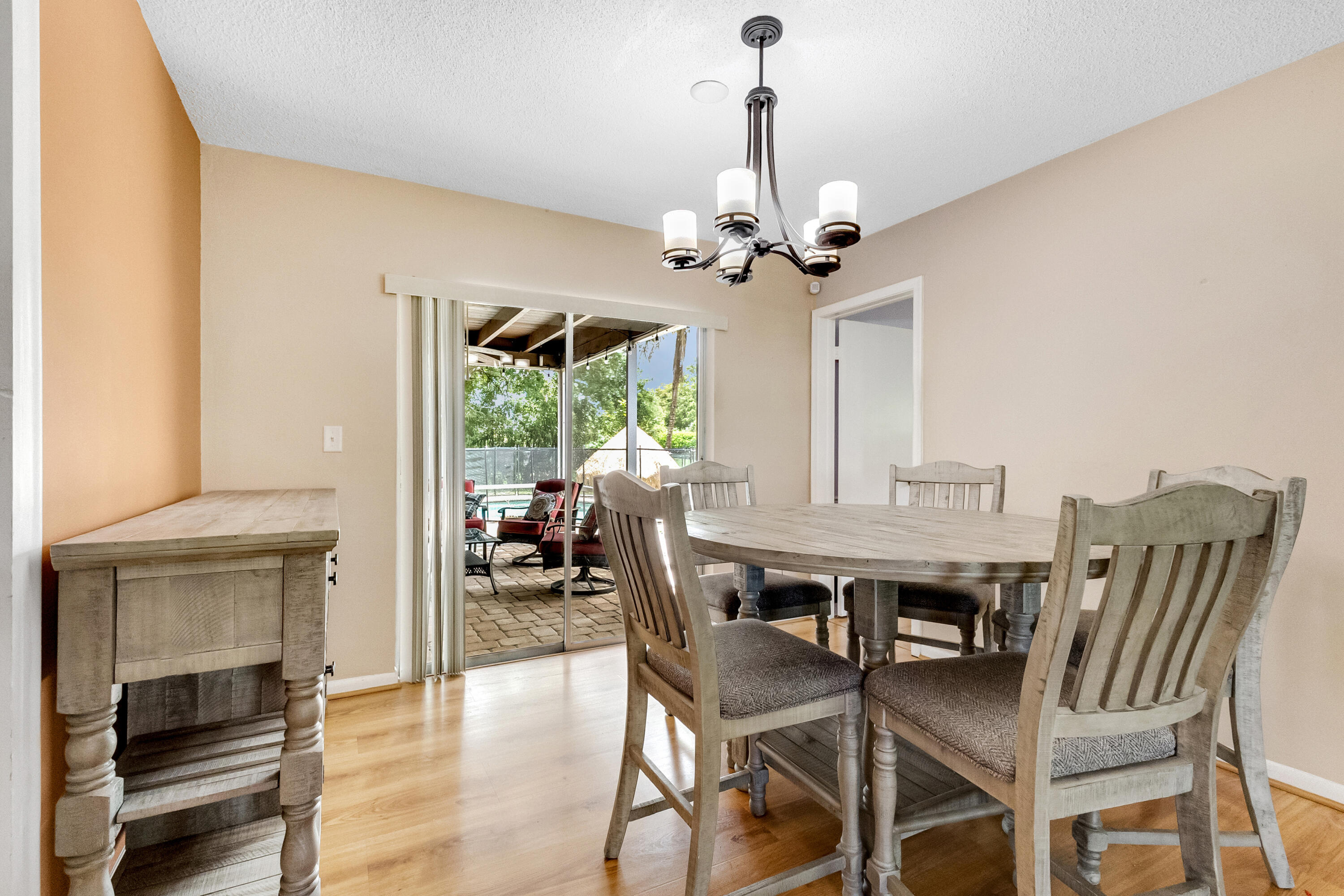 10875 Nw 40th Street Property Photo 15