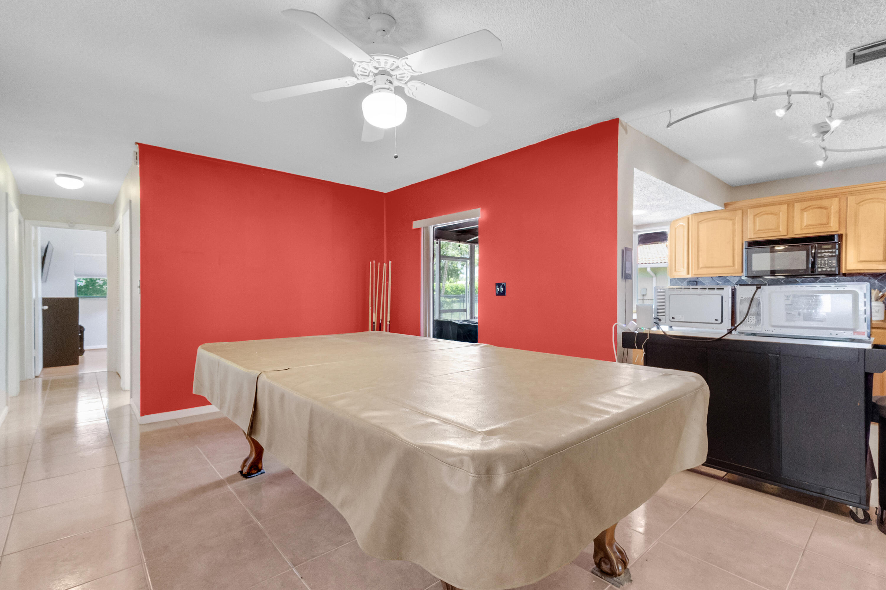 10875 Nw 40th Street Property Photo 22
