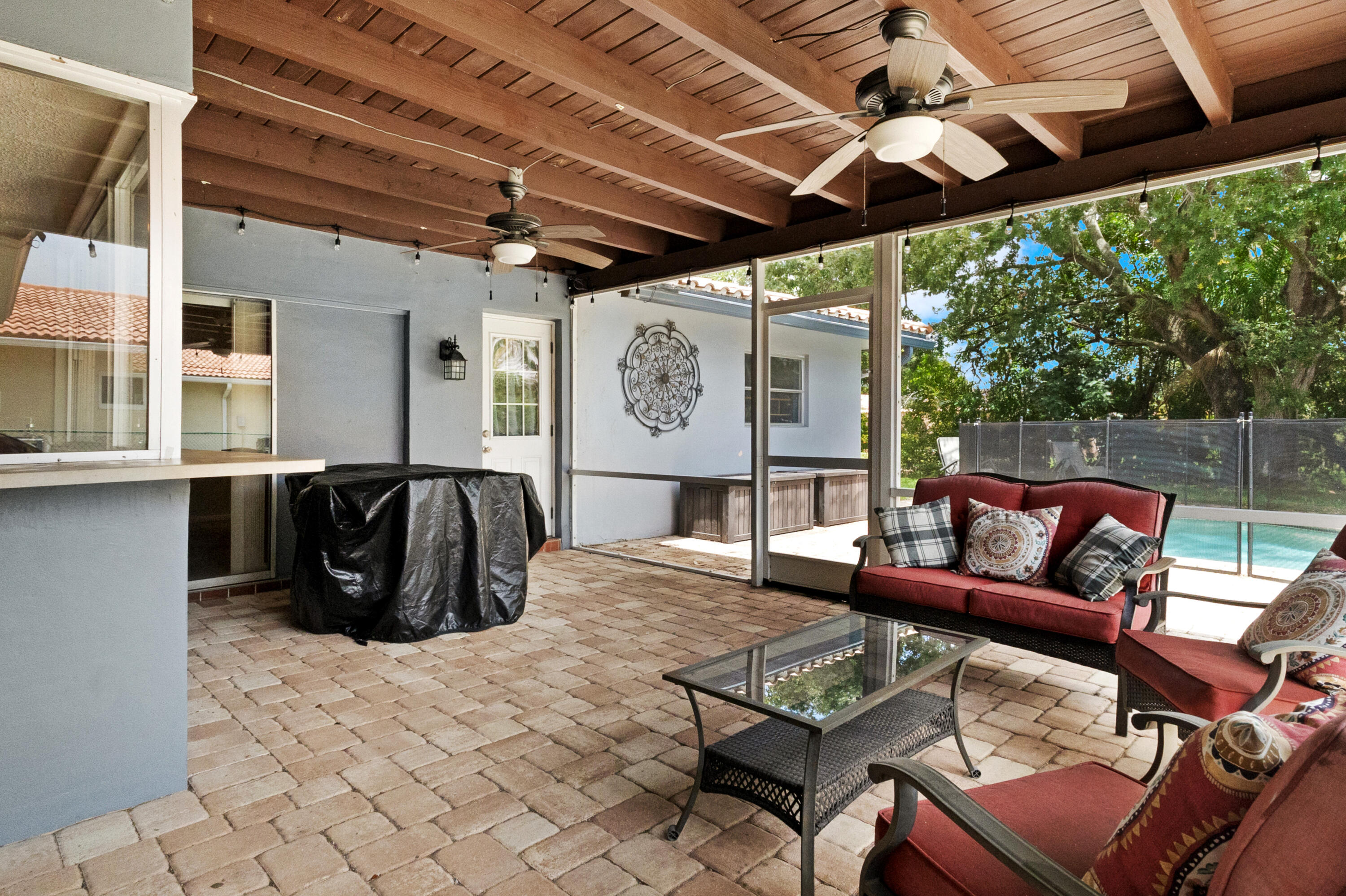 10875 Nw 40th Street Property Photo 52