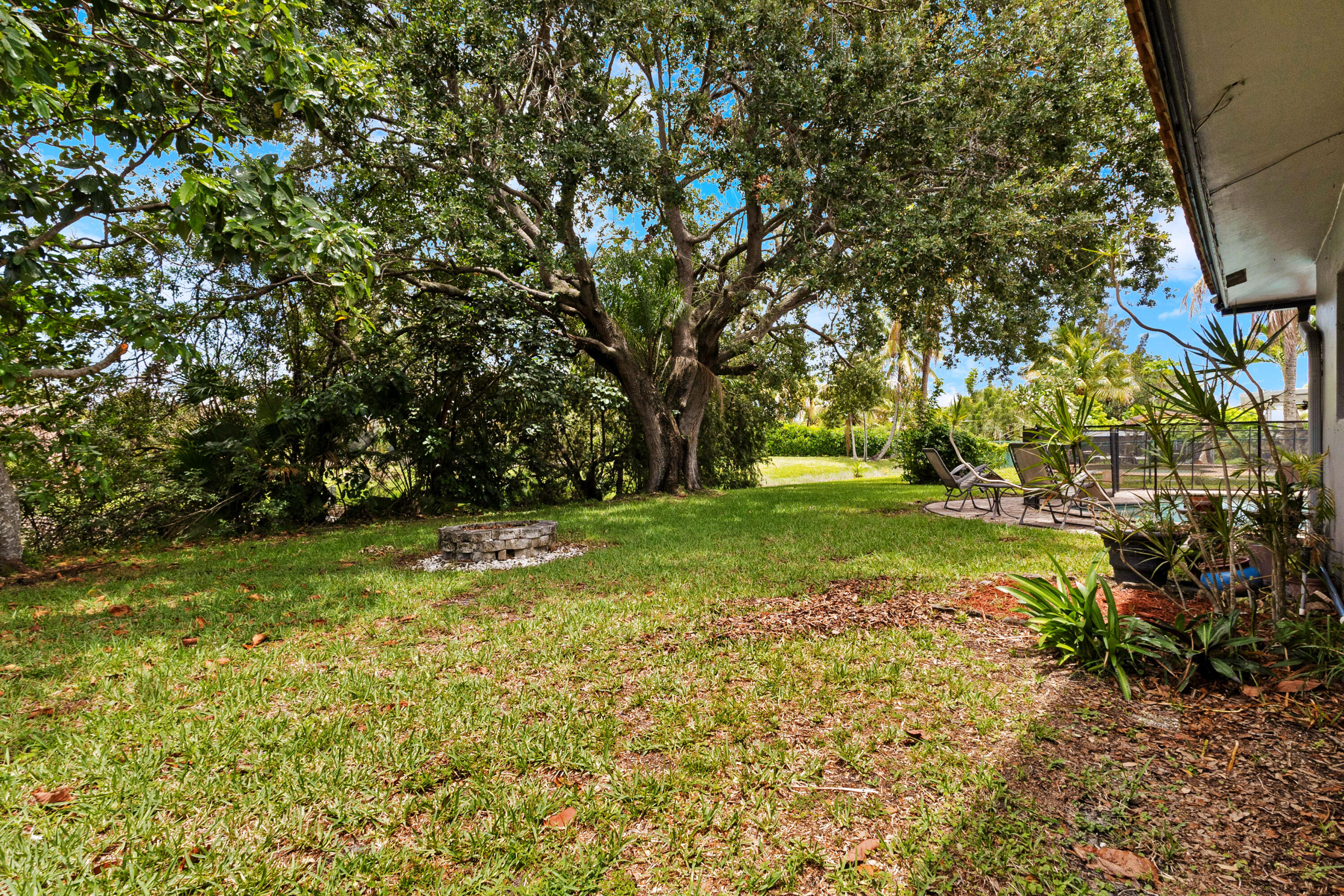 10875 Nw 40th Street Property Photo 61