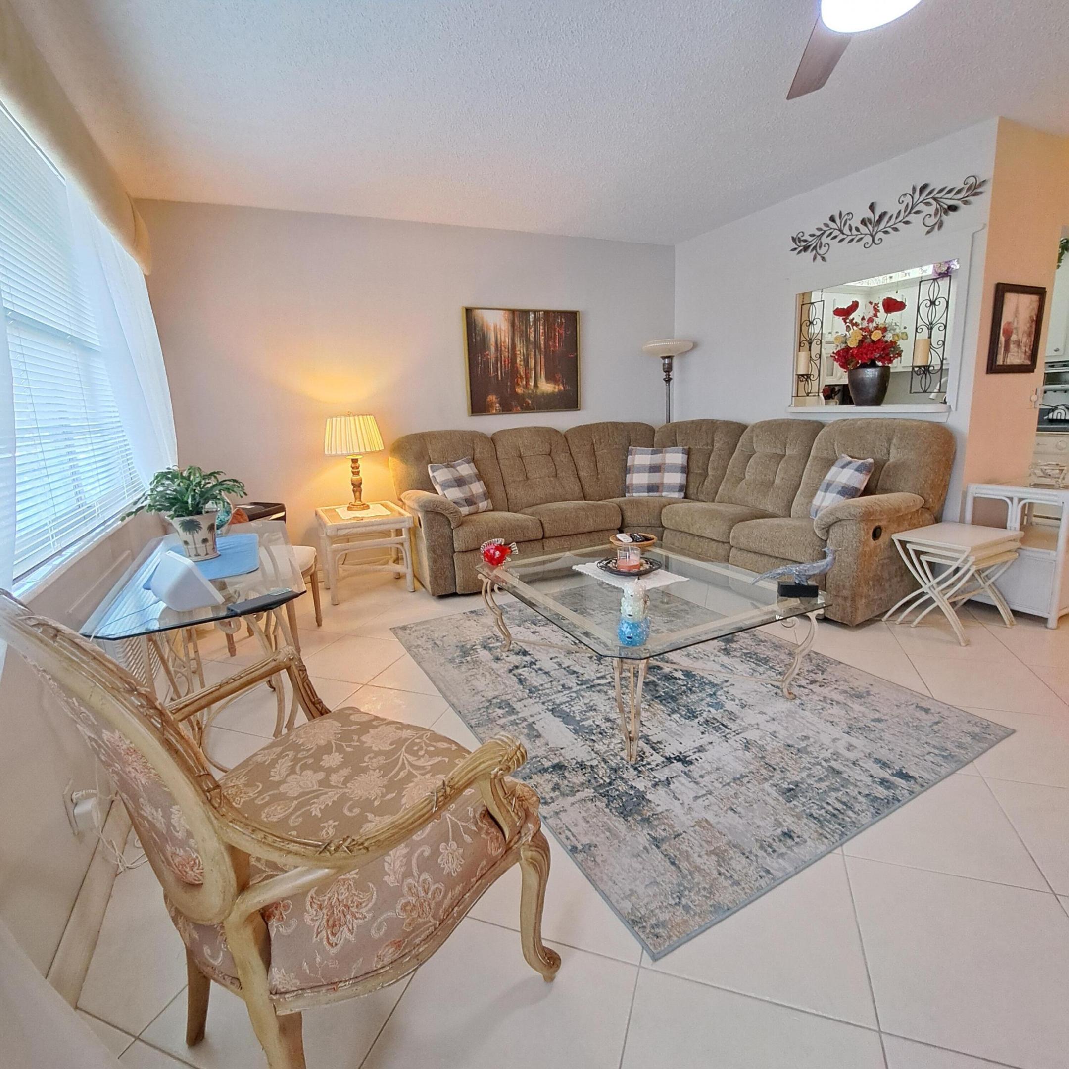 53 Northampton C Property Photo 6