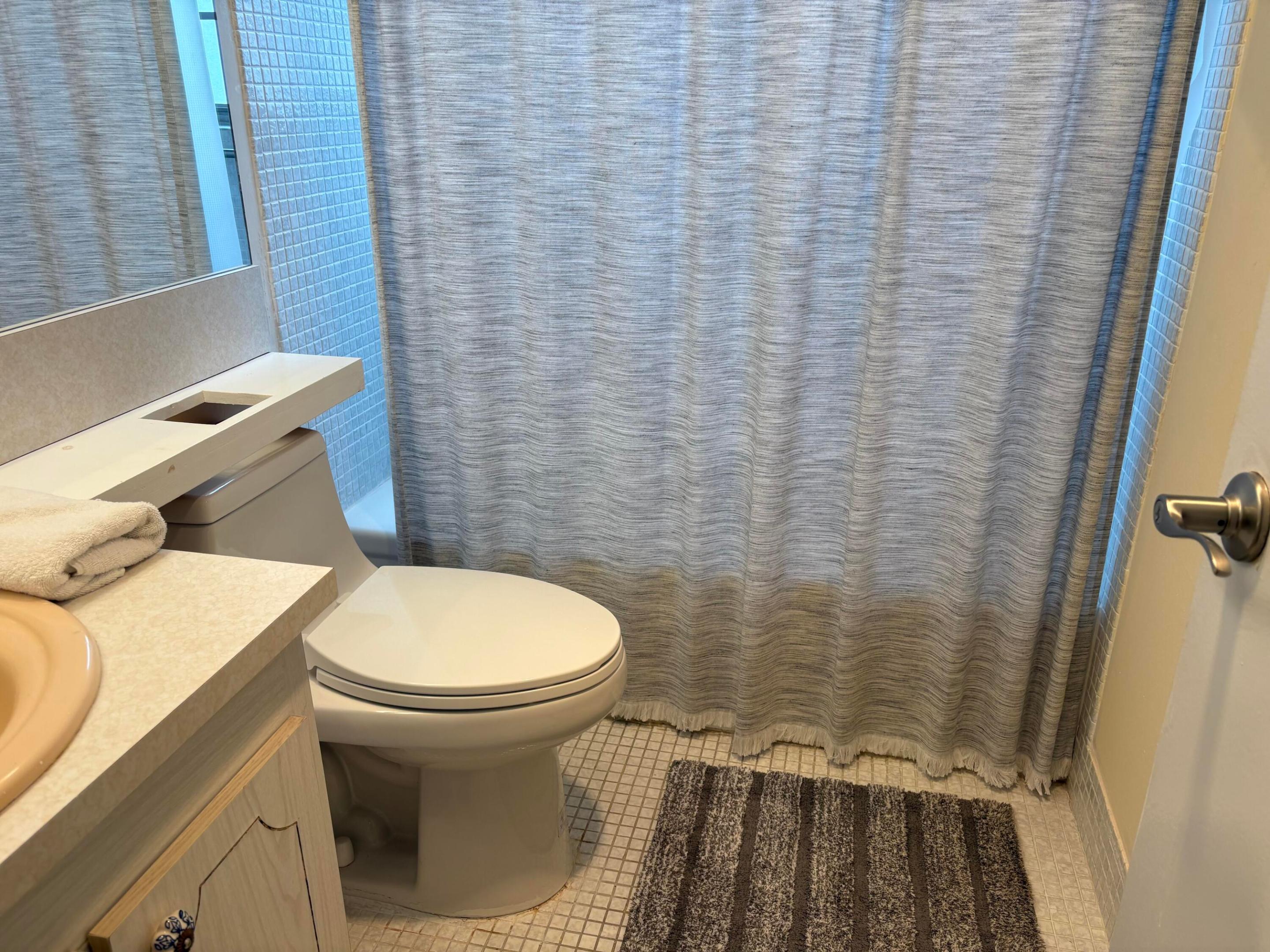 112 Preston Way 112 C Property Photo 6