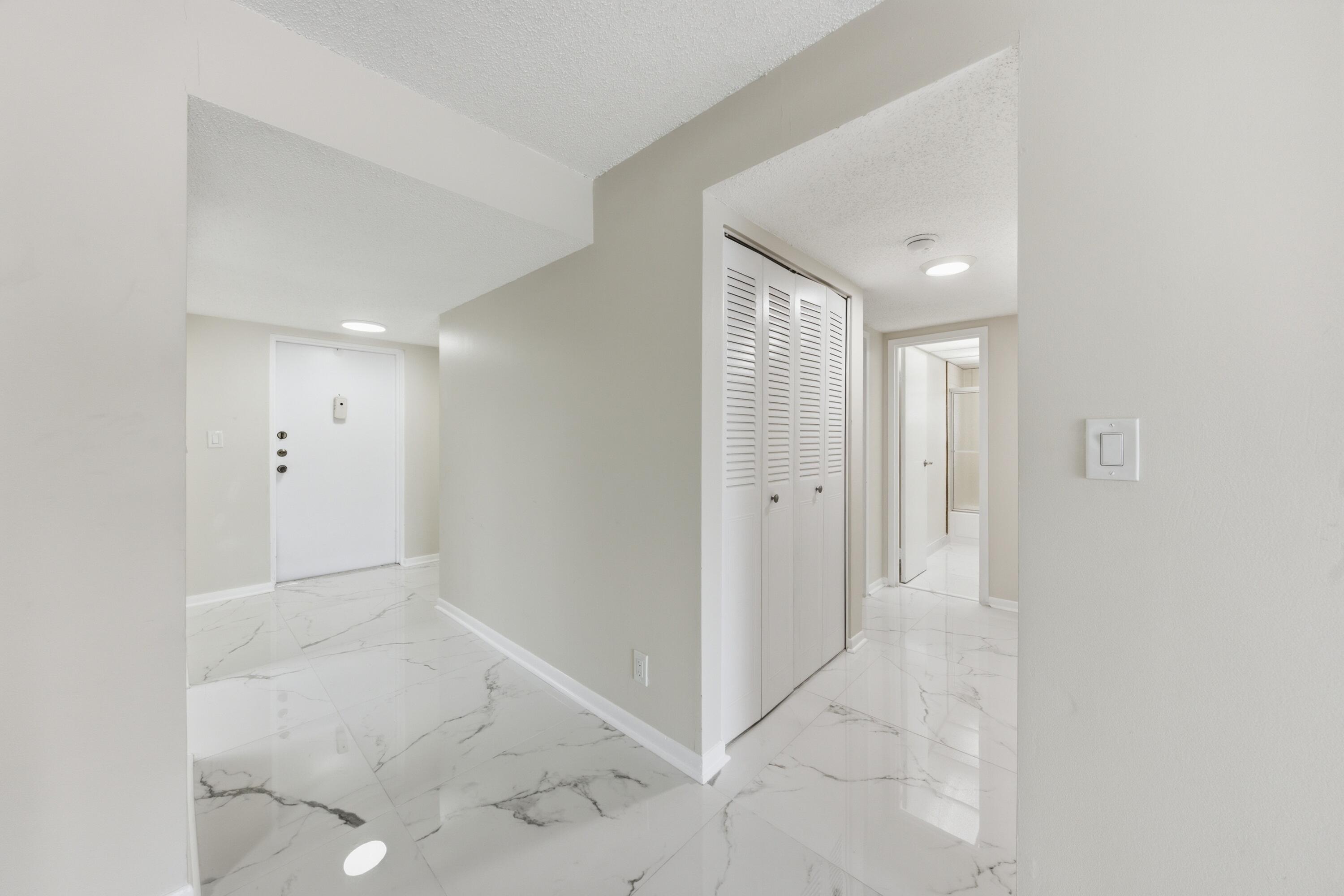 3000 Riverside Drive 201-1 Property Photo 5