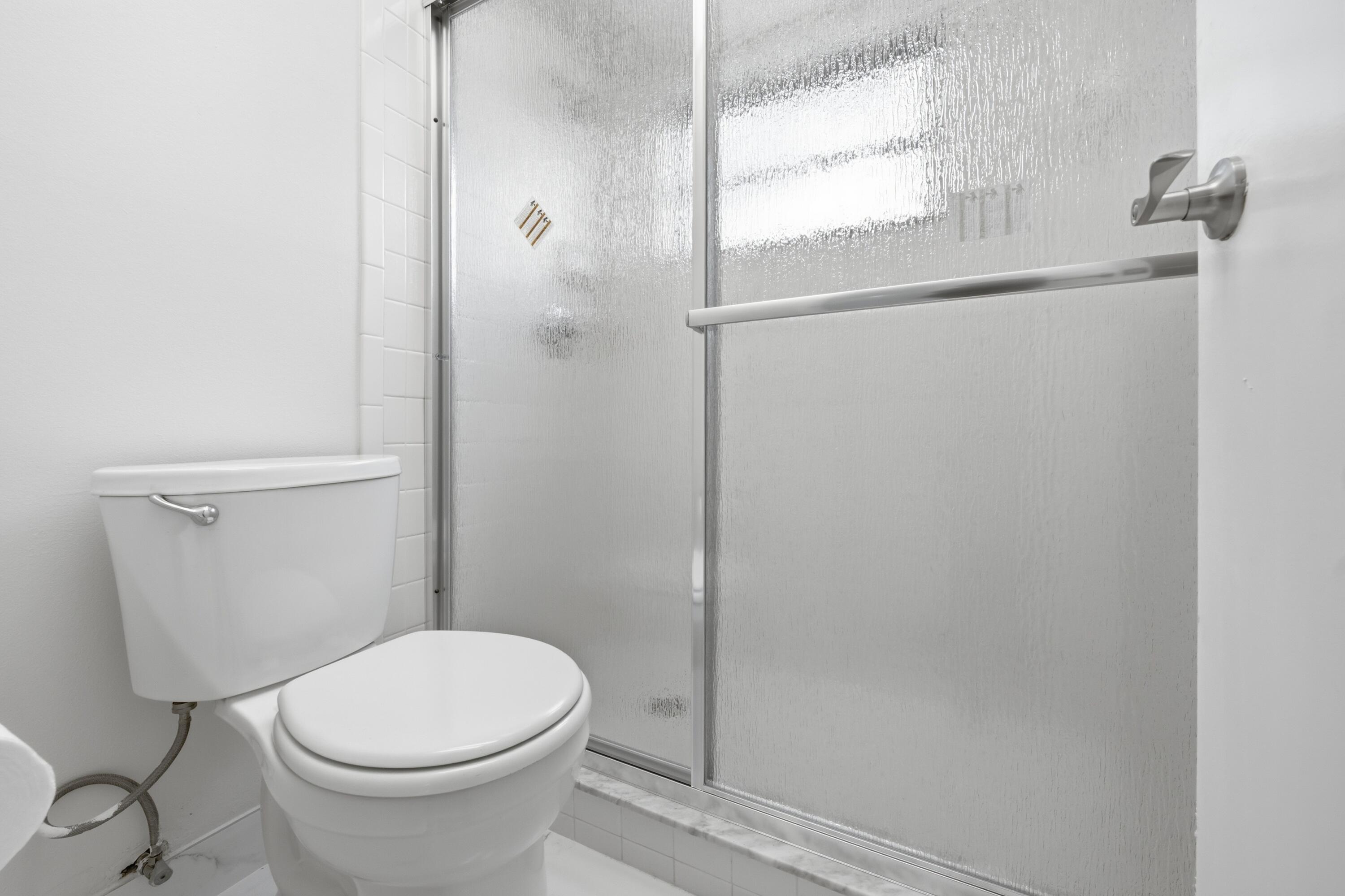 3000 Riverside Drive 201-1 Property Photo 11