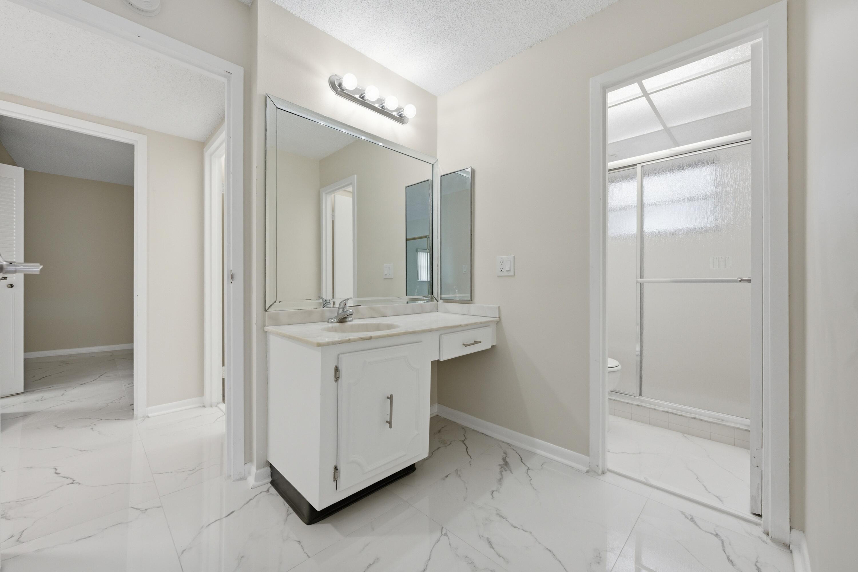 3000 Riverside Drive 201-1 Property Photo 19