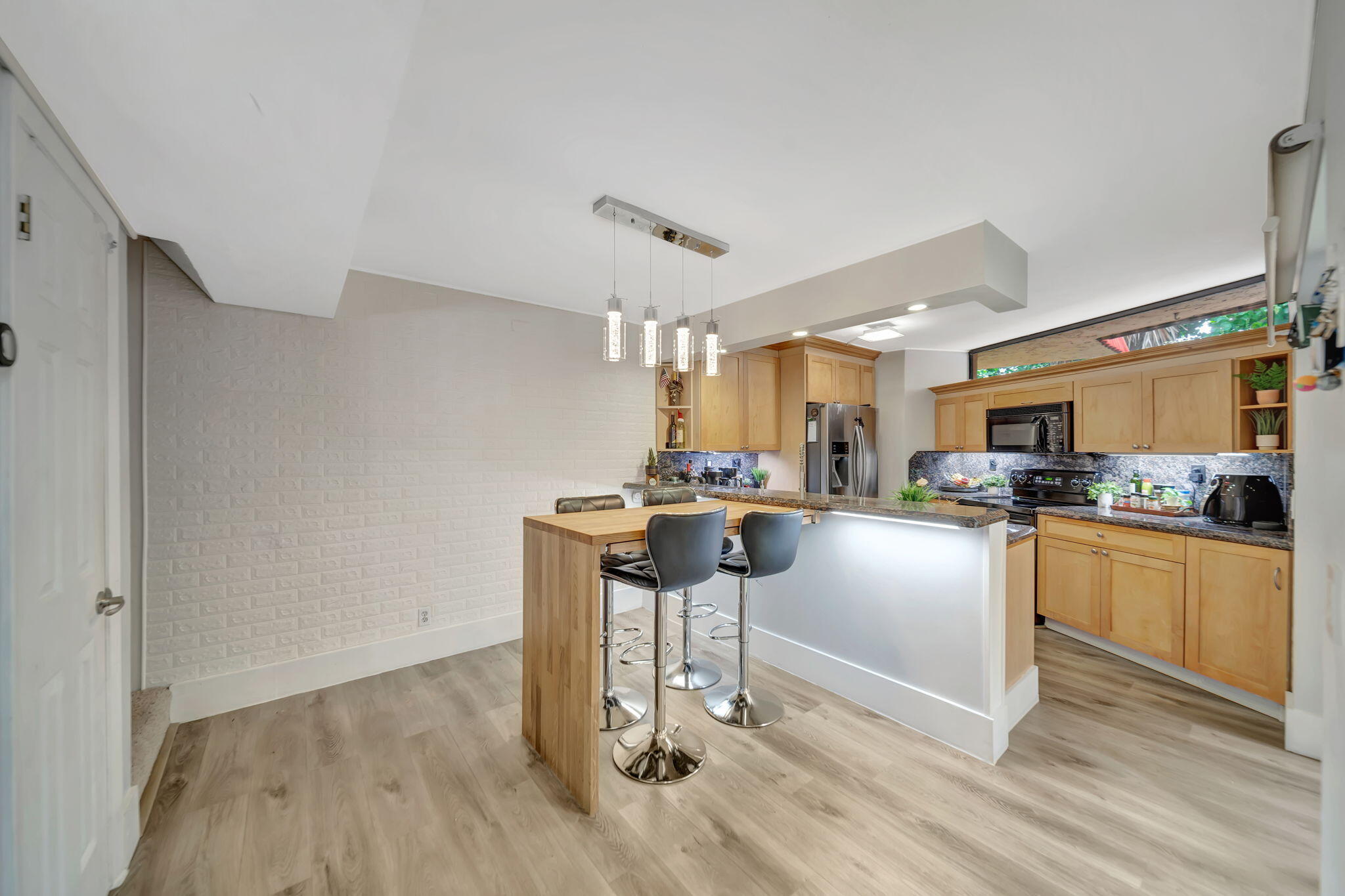 8105 Severn Drive C Property Photo 11