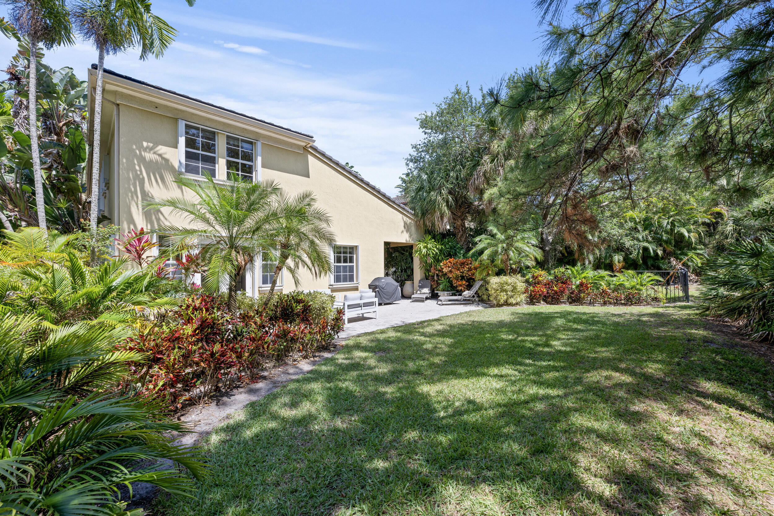 1043 Vintner Boulevard Property Photo 8