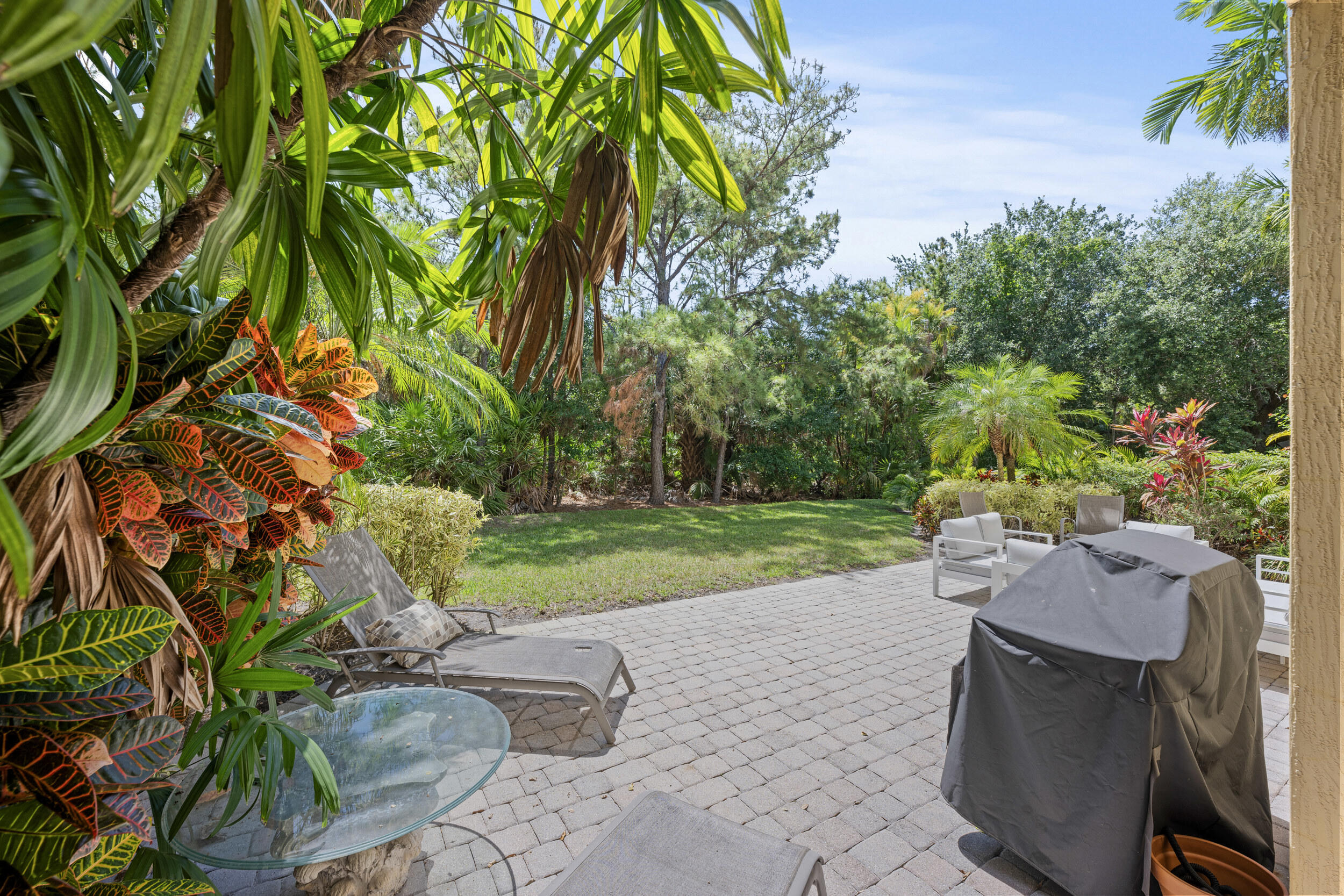 1043 Vintner Boulevard Property Photo 9