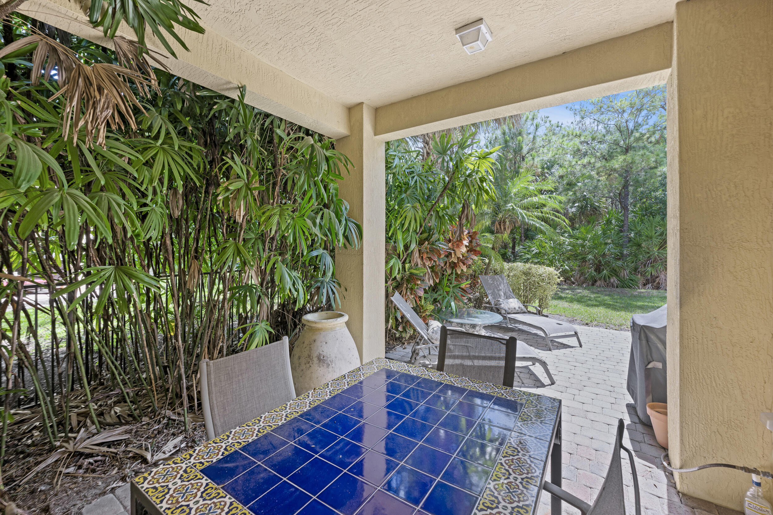 1043 Vintner Boulevard Property Photo 12