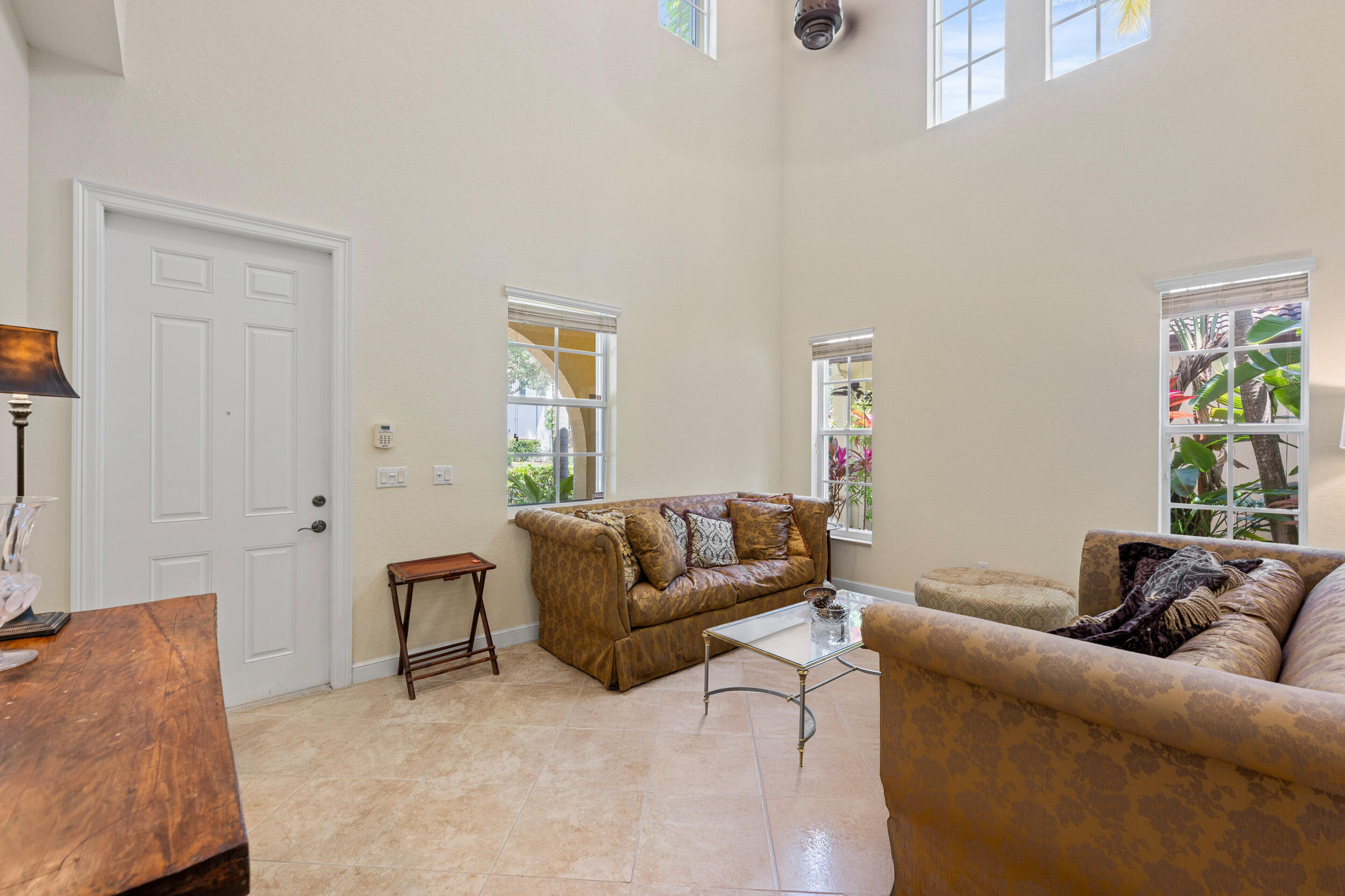 1043 Vintner Boulevard Property Photo 16